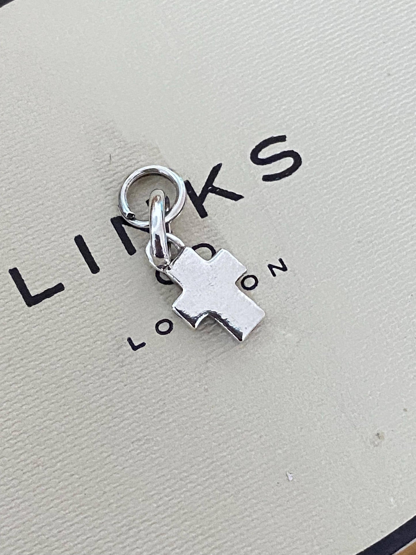 Very rare Links of London cross charm sterling silver, lovely vintage condition, genuine