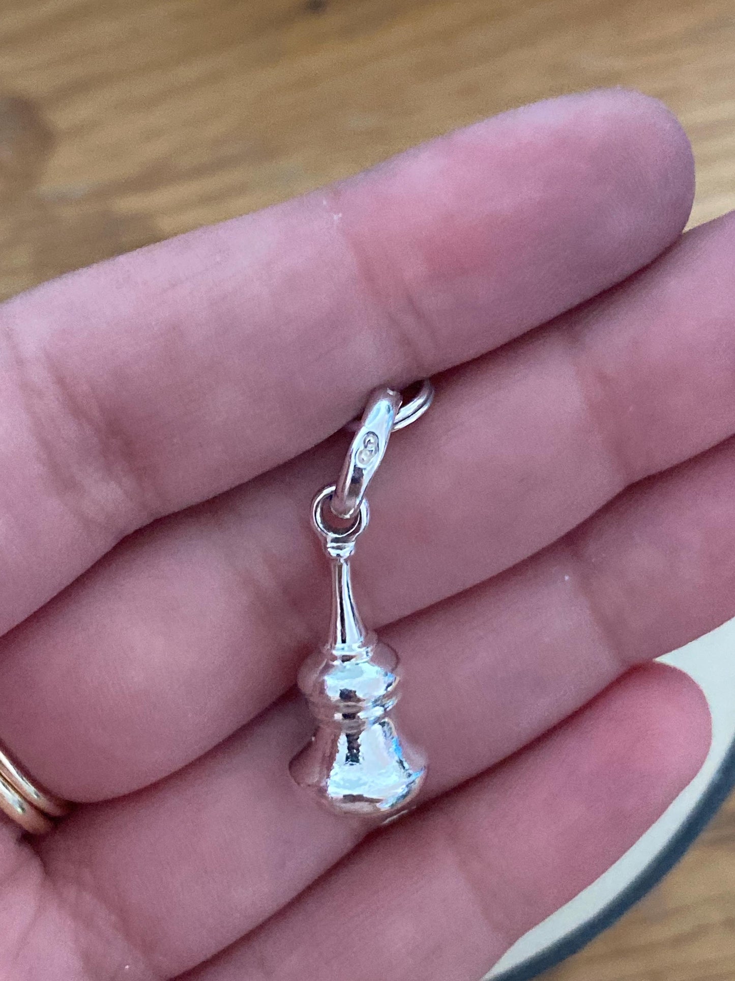 Beautiful very rare hallmarked Links of London sterling silver anoushka dome charm, genuine