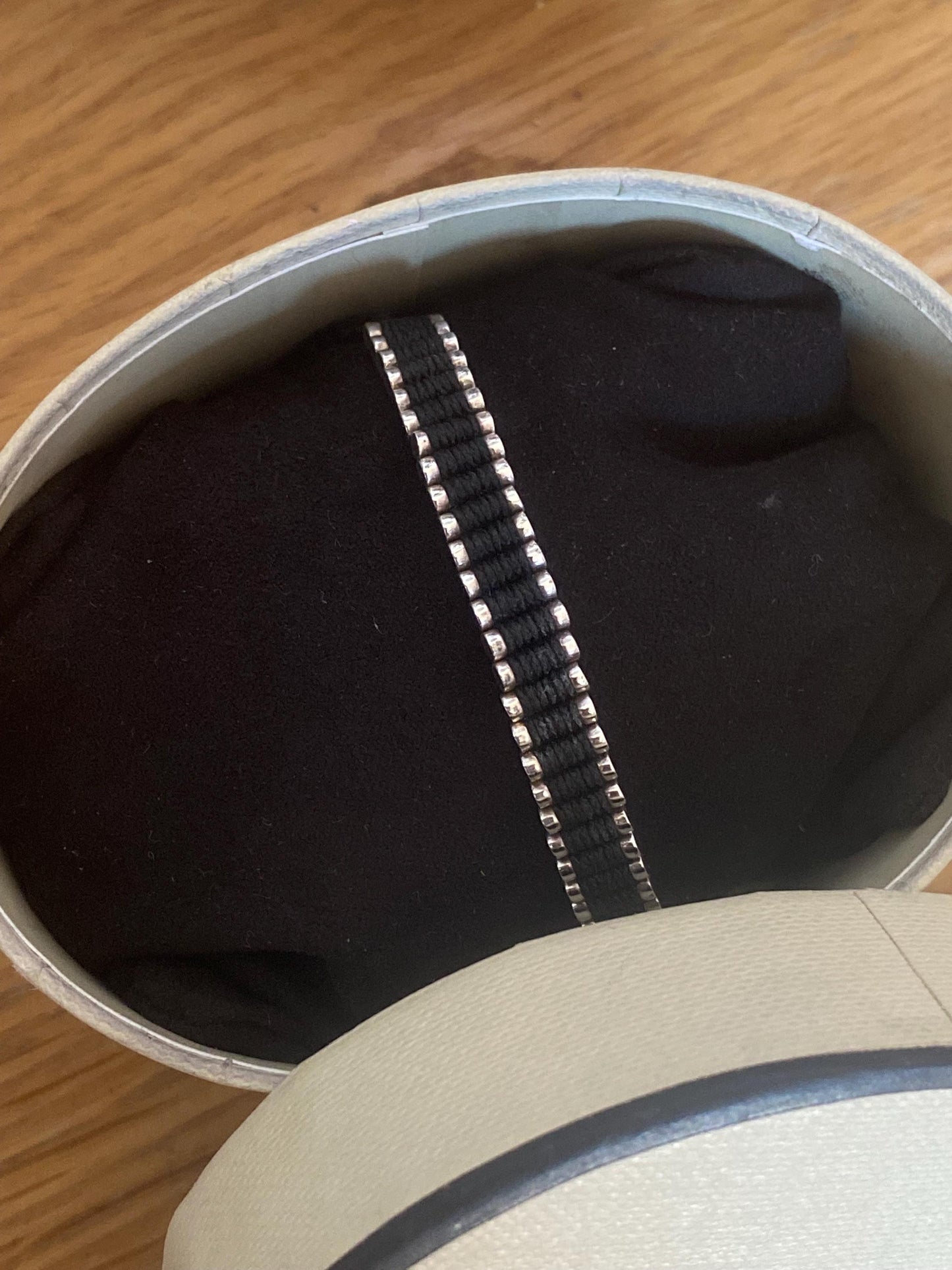 Black Links of London skinny Friendship Bracelet, Assay Hallmarked, boxed