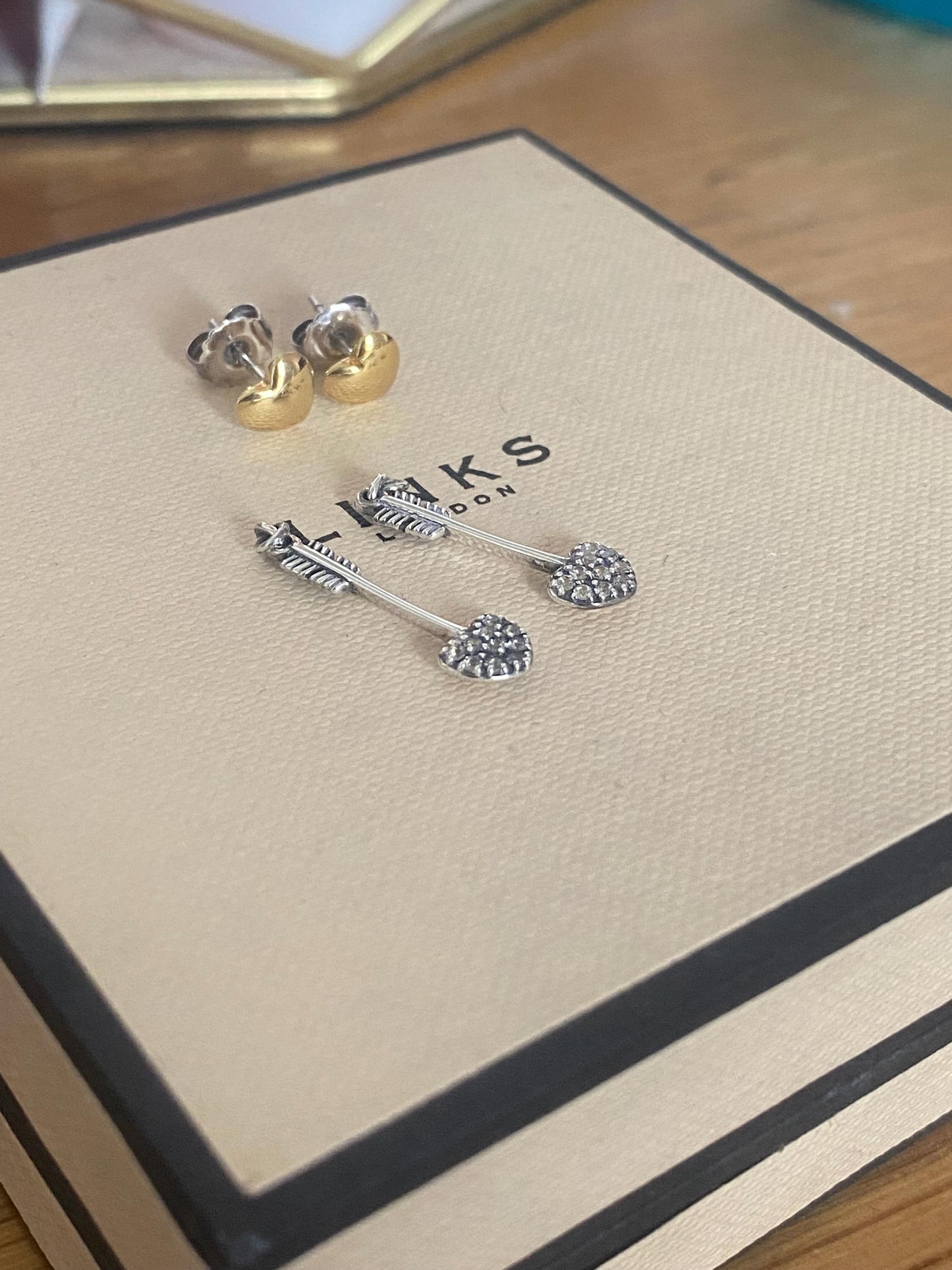 Stunning and very Rare Links of London Sapphire Lovestruck Drop Earrings, Sterling Silver, Hallmarked, Stamped, Boxed
