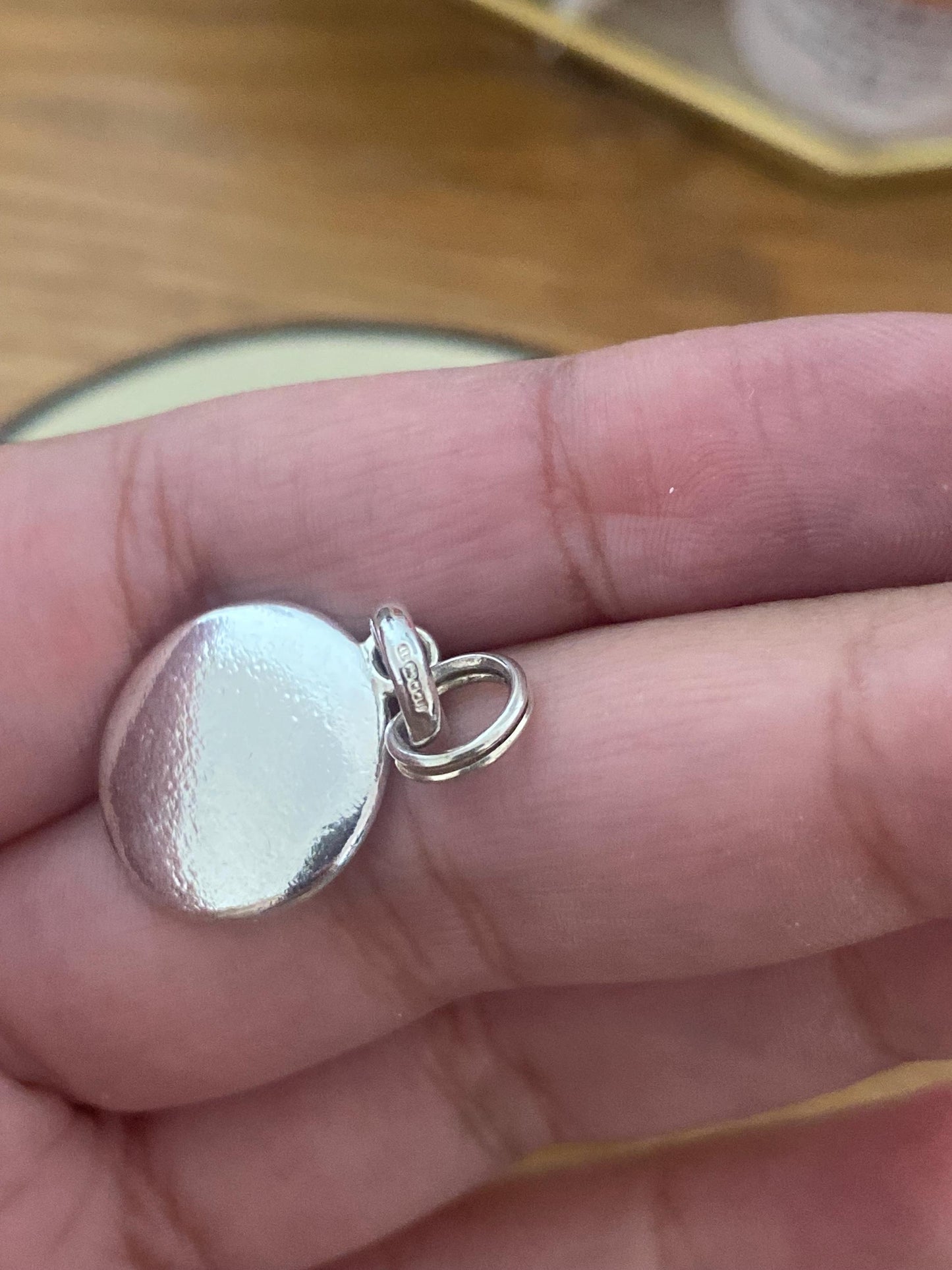 Fabulous Links of London smiley face Charm, Sterling Silver, Stamped, Hallmarked, Lovely Condition, Genuine