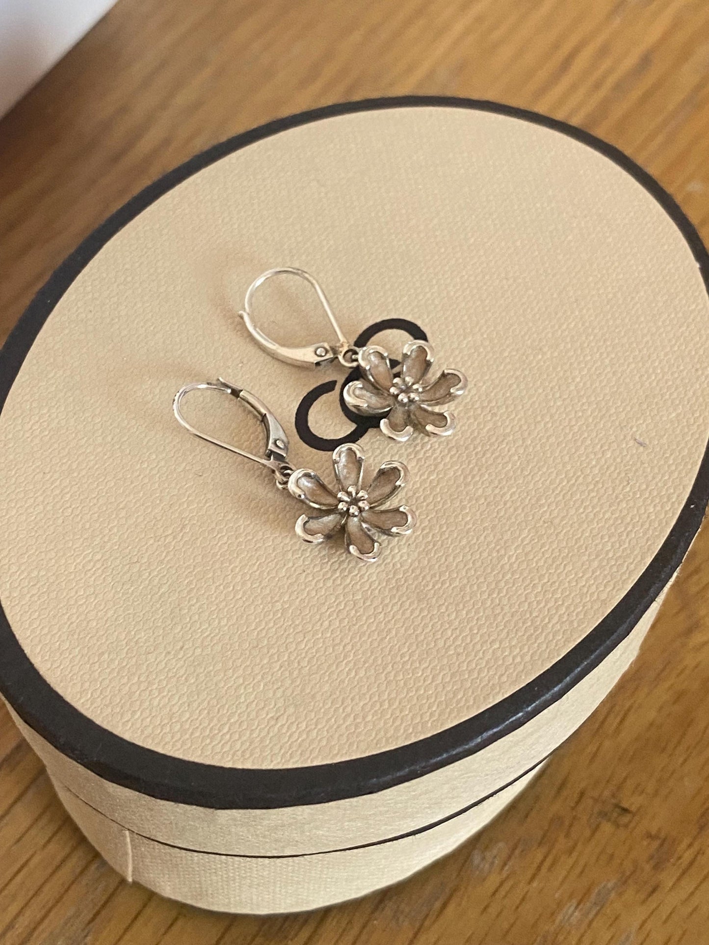 Very rare Links of London Night Time Garden Flower drop earrings sterling silver and enamel