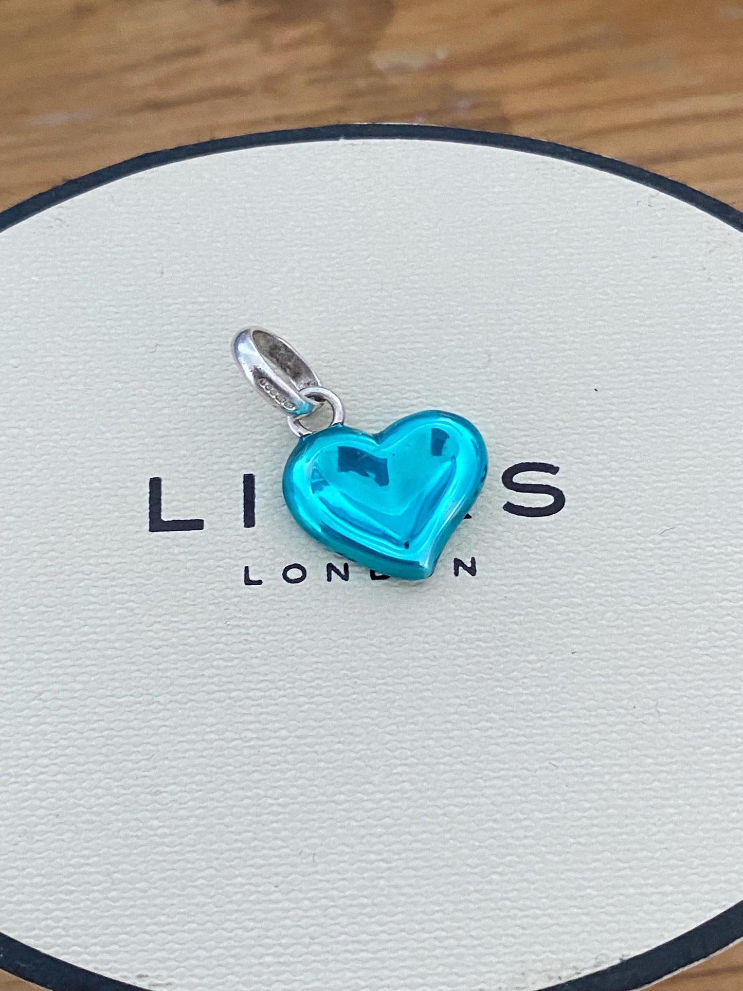 Beautiful genuine rare hallmarked Links of London sterling silver and blue enamel thumbprint heart charm