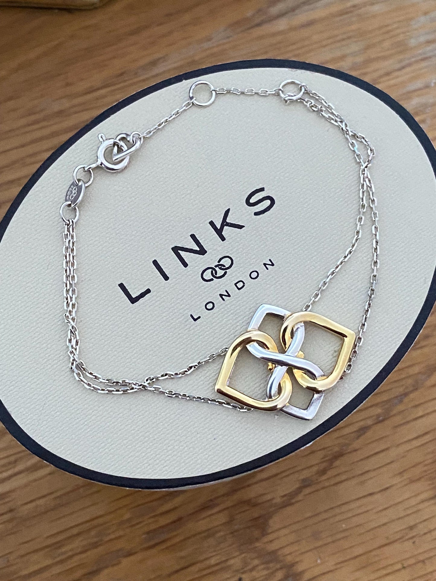 Gorgeous rare, vintage Links of London two tone infinite love interlocking bracelet, sterling silver and 18ct gold vermeil, genuine