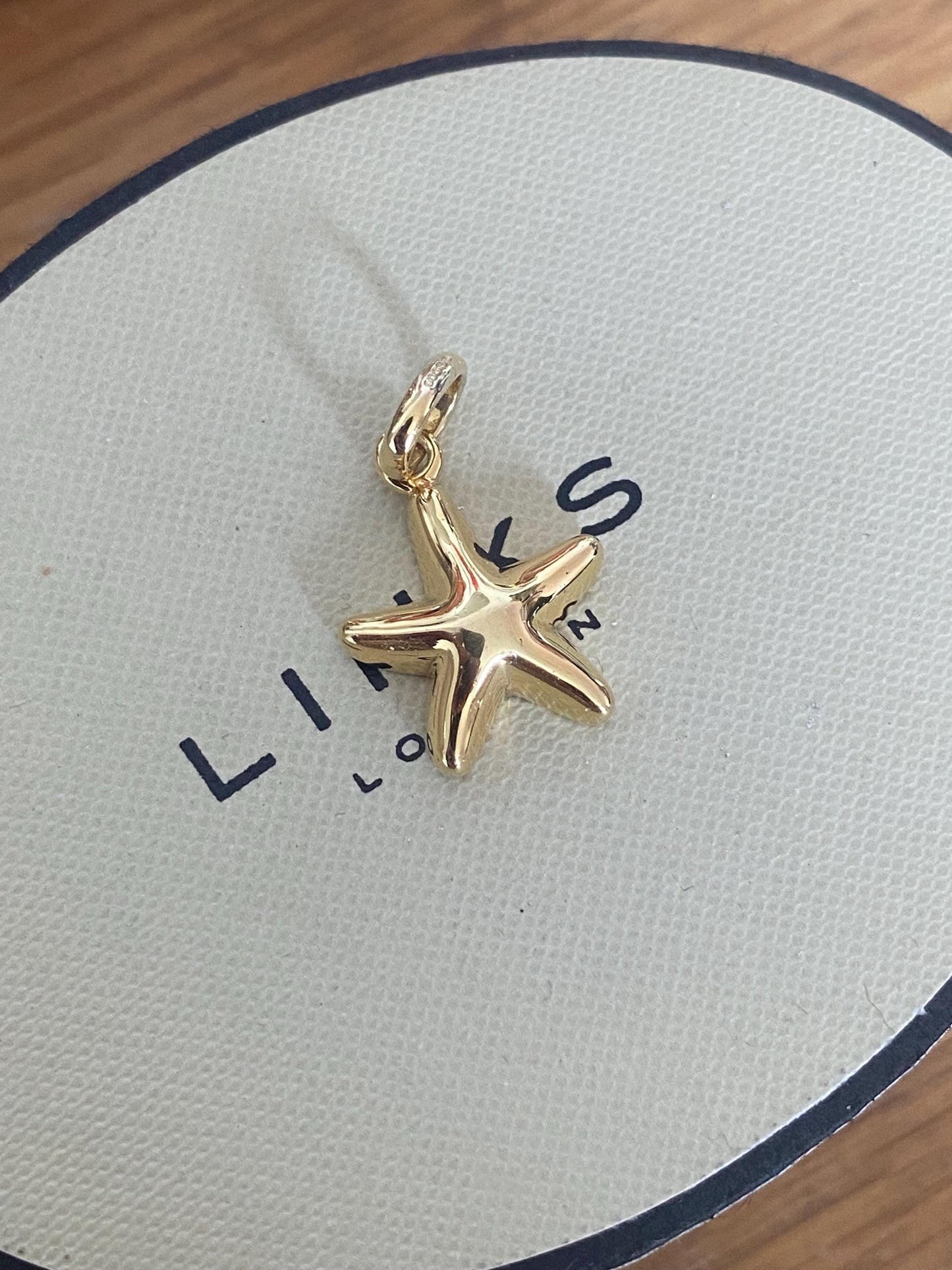 Very Rare Links of London starfish heart charm sterling silver and 18ct gold vermeil, new conditon, genuine