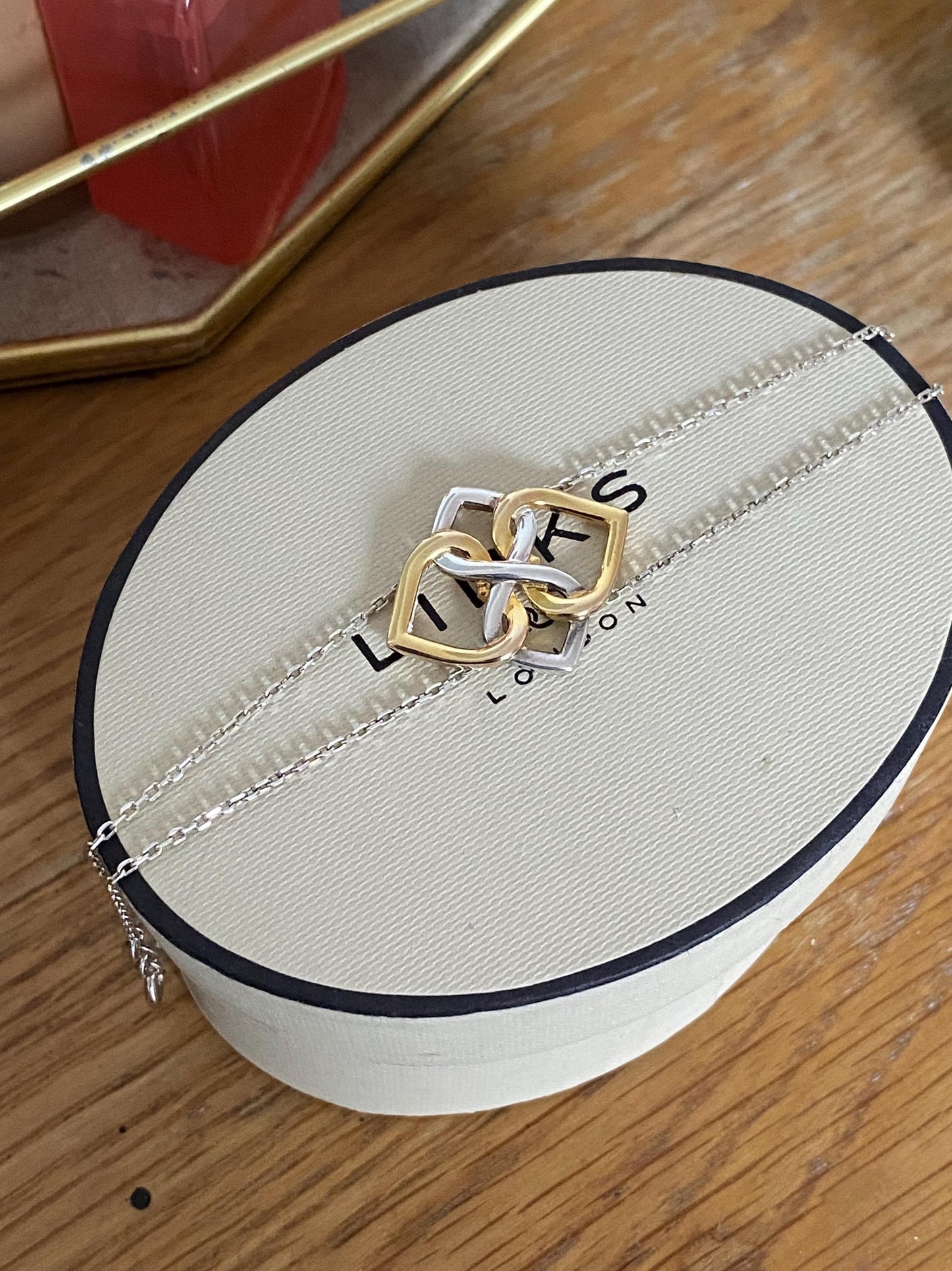 Gorgeous rare, vintage Links of London two tone infinite love interlocking bracelet, sterling silver and 18ct gold vermeil, genuine