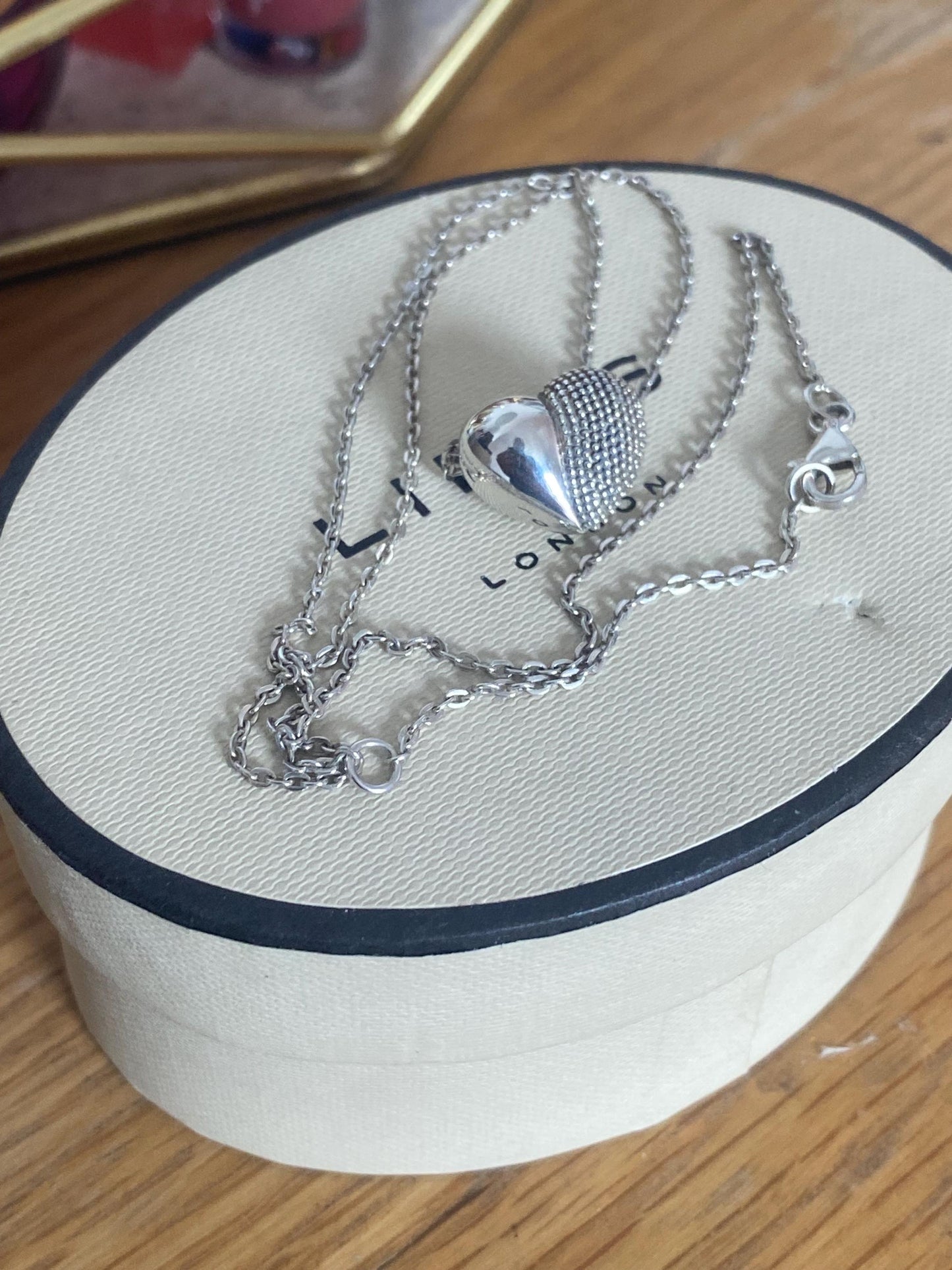 Genuine Links of London Masquerade heart Drop Necklace, Solid Sterling Silver, Stamped, s925, Fantastic Condition, 46cm Chain