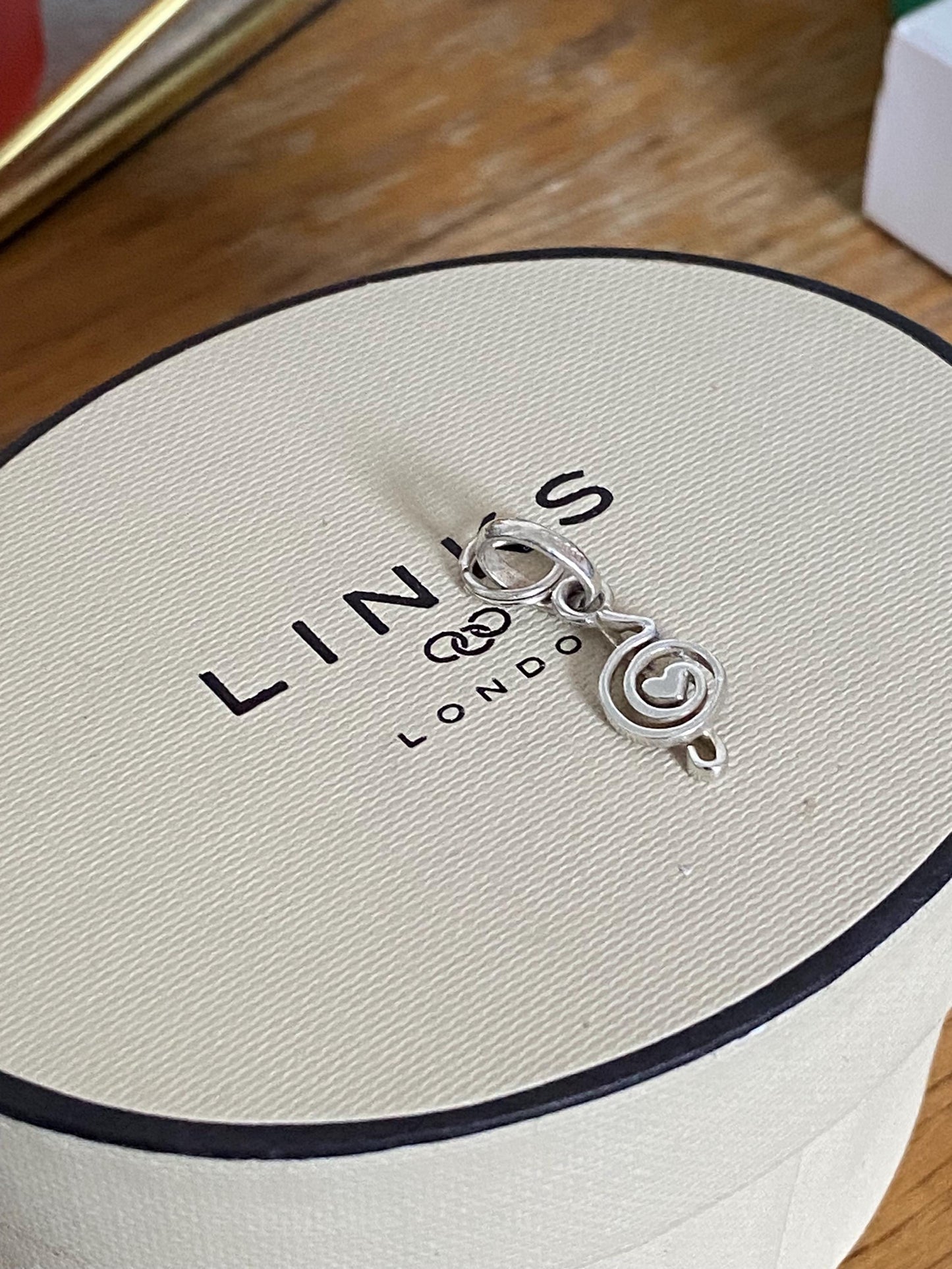 Gorgeous Links of London music note Charm, Sterling Silver, Hallmarked, Fantastic Condition, Genuine