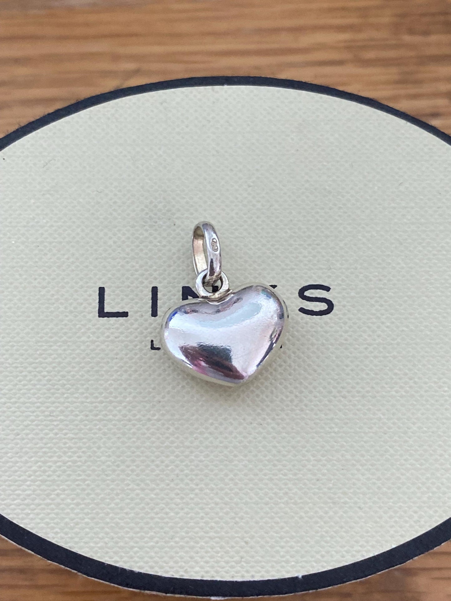 Beautiful genuine rare hallmarked Links of London sterling silver heart charm