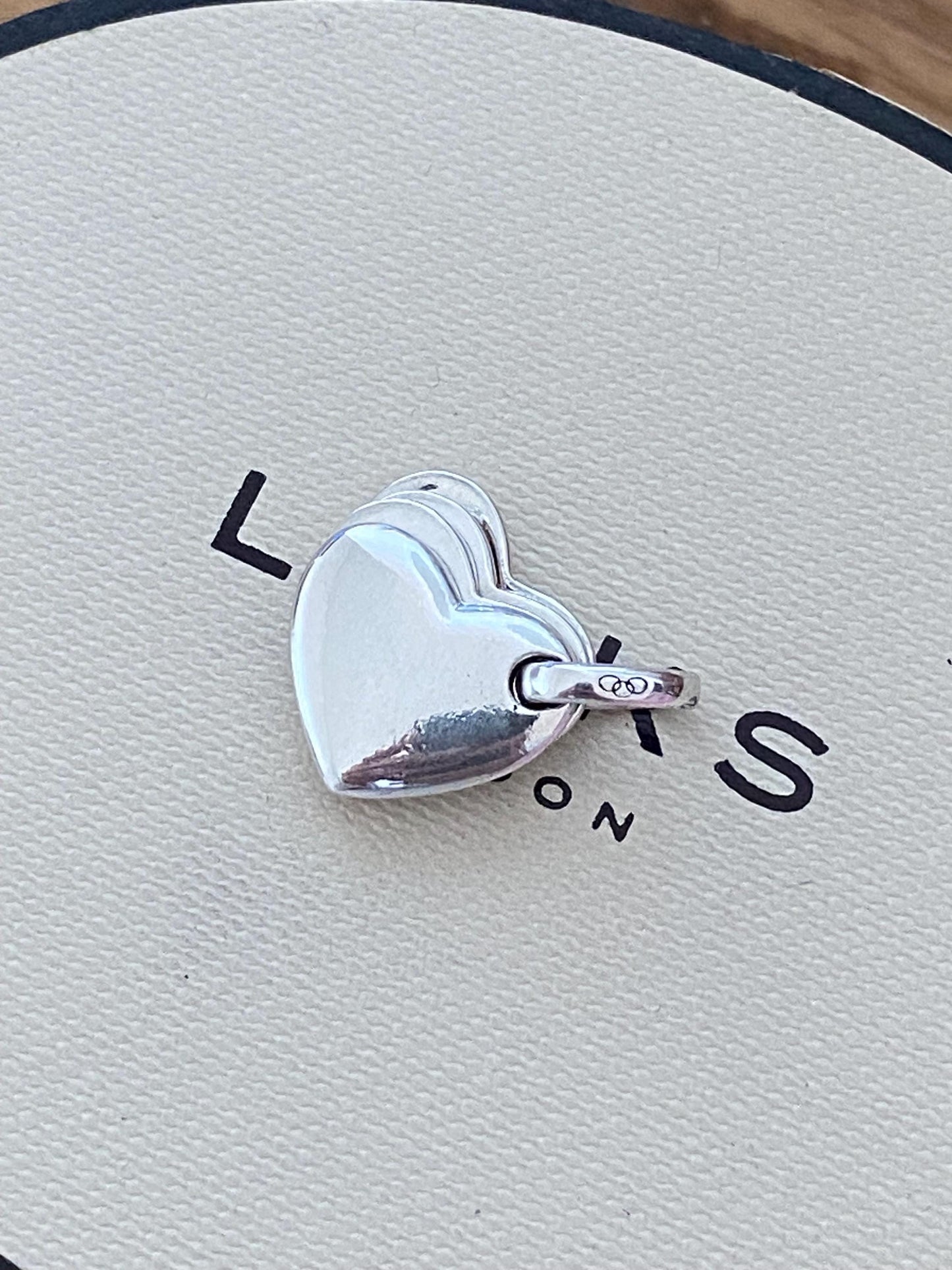 Beautiful genuine Links of London sterling silver Three Little Words fan heart charm
