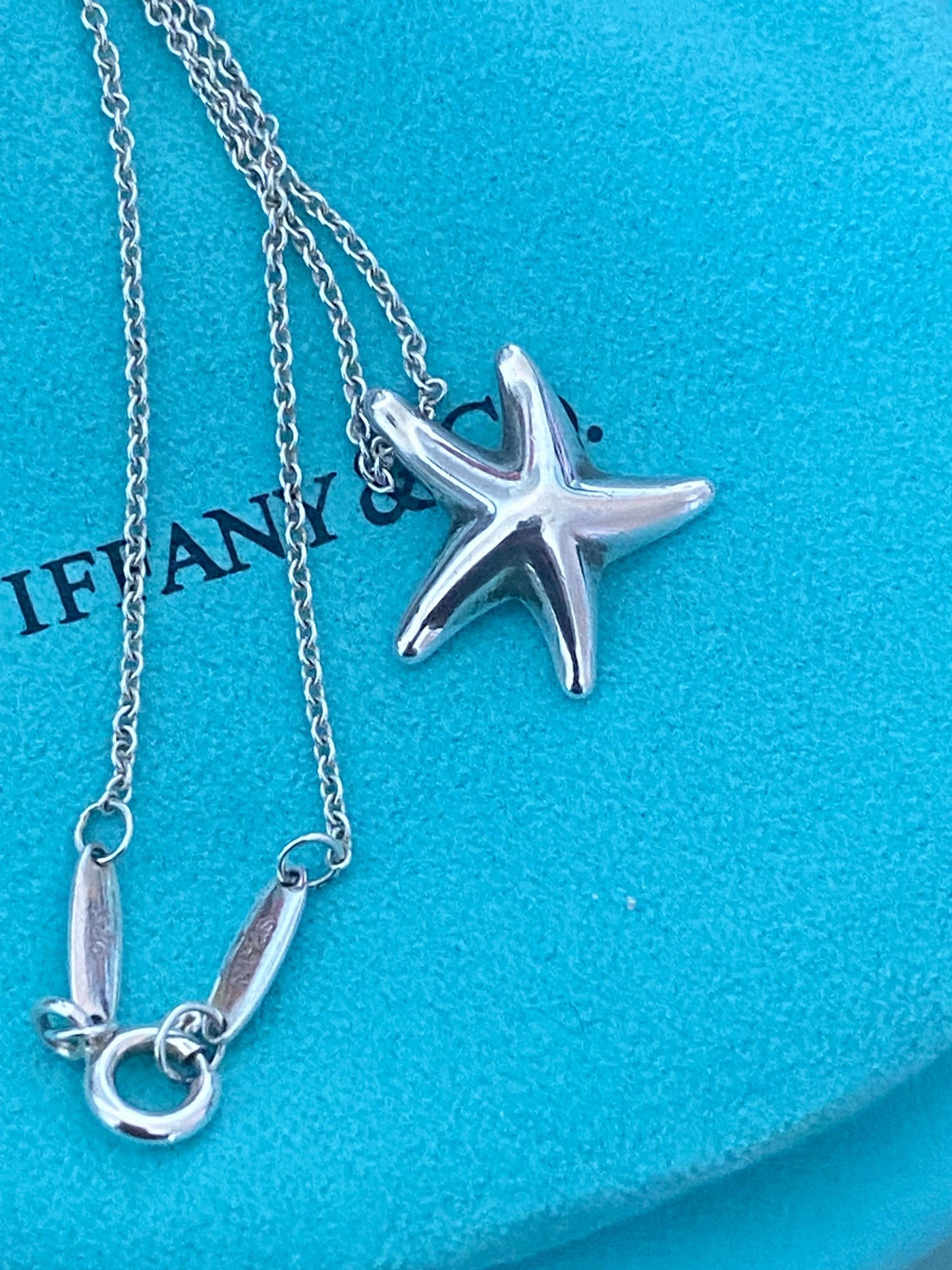 Tiffany & Co Elsa Peretti starfish sterling silver genuine necklace, with box