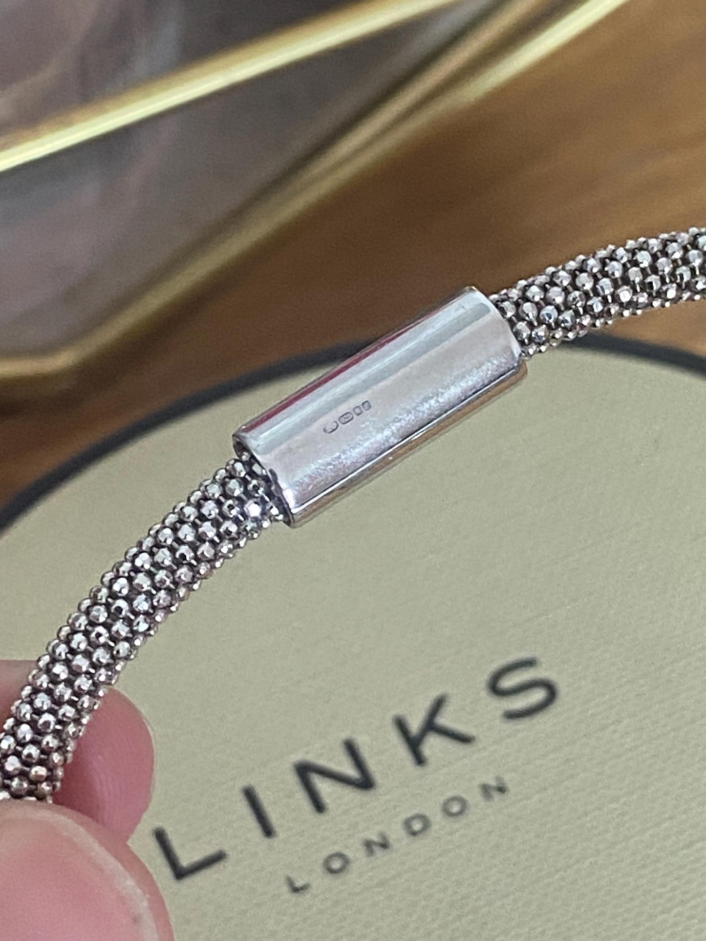 Very rare Links of London vintage rare effervescence cross charm sapphire bracelet with magnetic closure