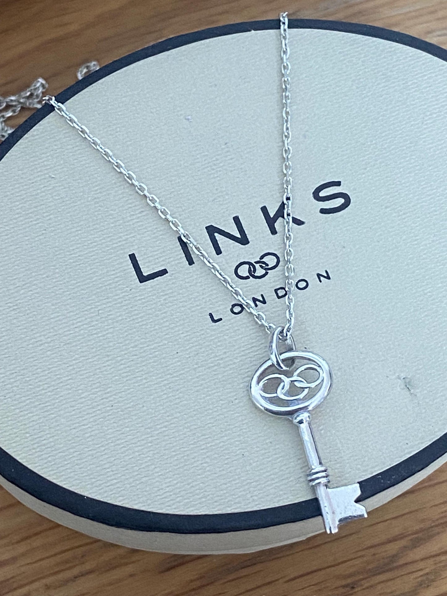 Genuine Links of London key charm Necklace, sterling silver, 925, unique