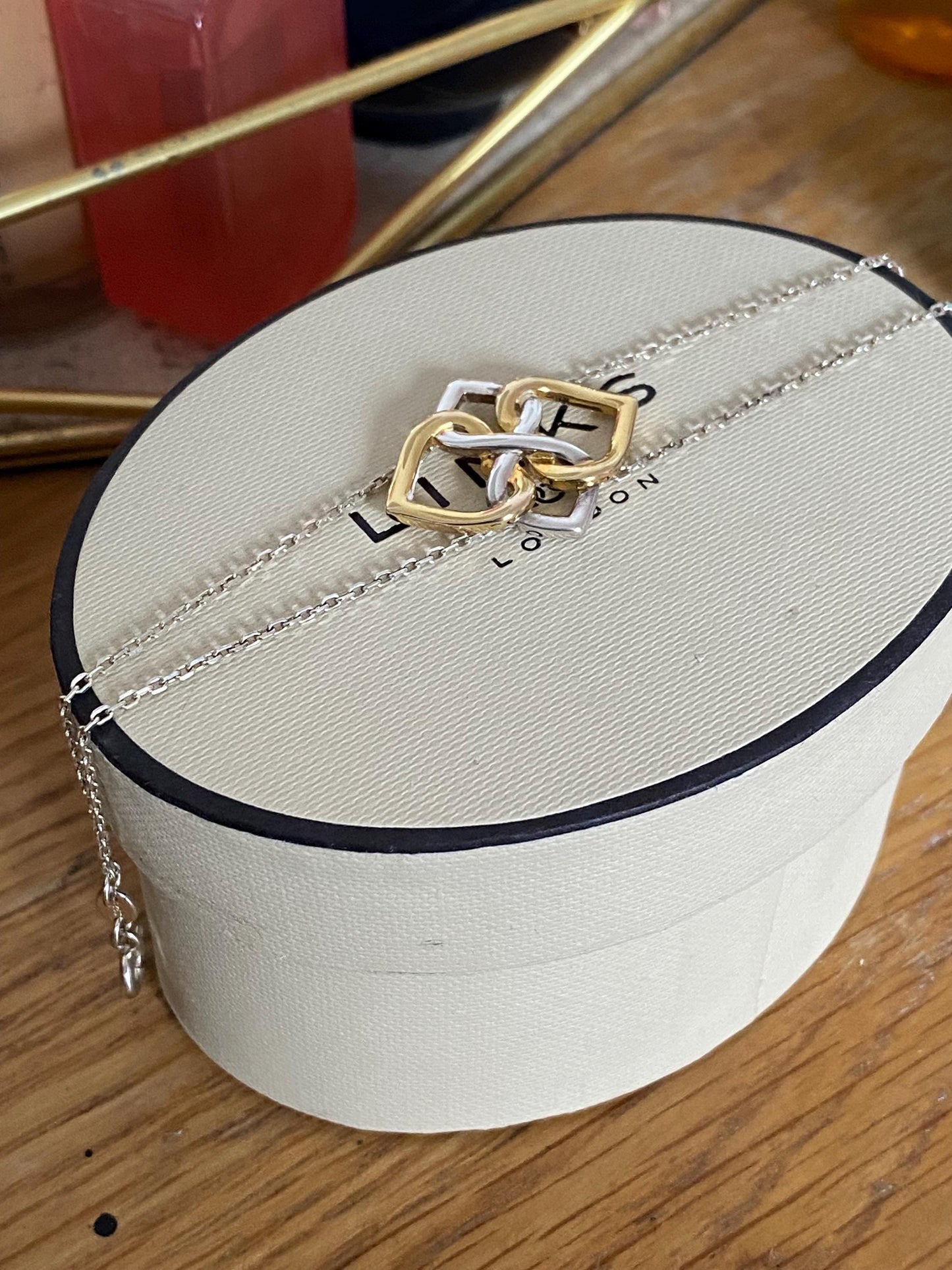 Gorgeous rare, vintage Links of London two tone infinite love interlocking bracelet, sterling silver and 18ct gold vermeil, genuine