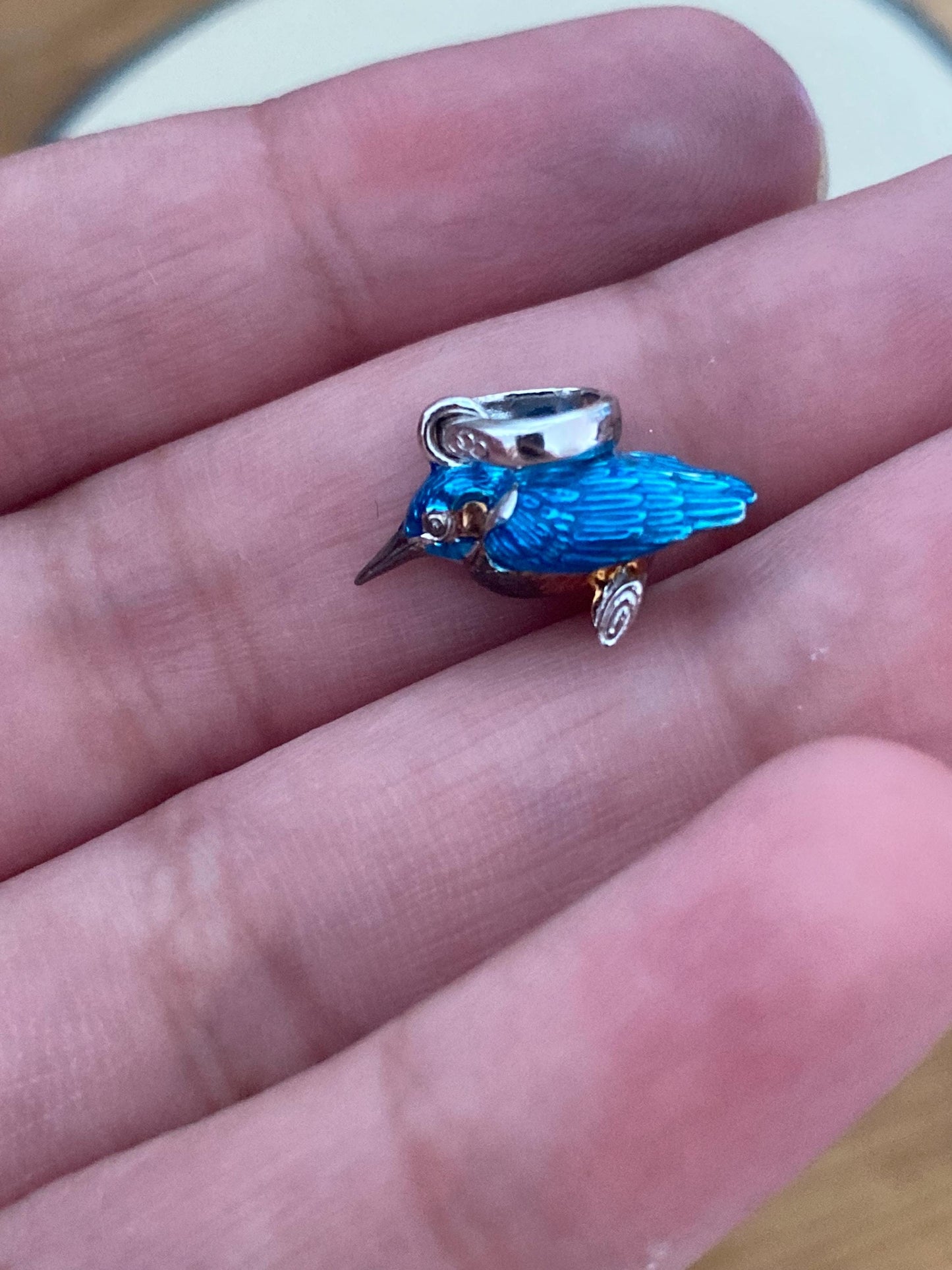 Brand new Absolutely stunning and extremely rare LINKS OF LONDON King Fisher Charm Pendant with Blue Enamel, genuine, boxed