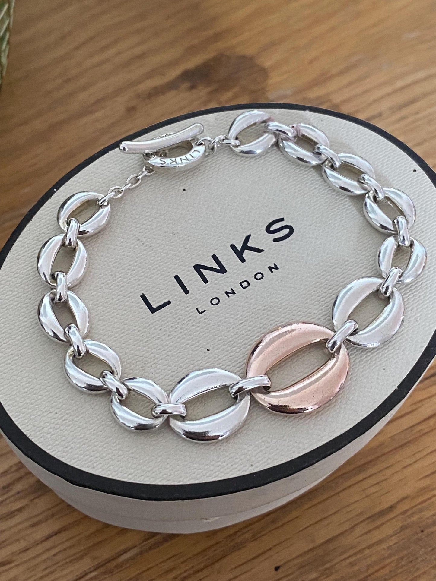 Rare Genuine LINKS OF LONDON Hallmarked open circles Toggle chunky Bracelet, Sterling silver and 18ct rose gold vermeil, 8 inches long