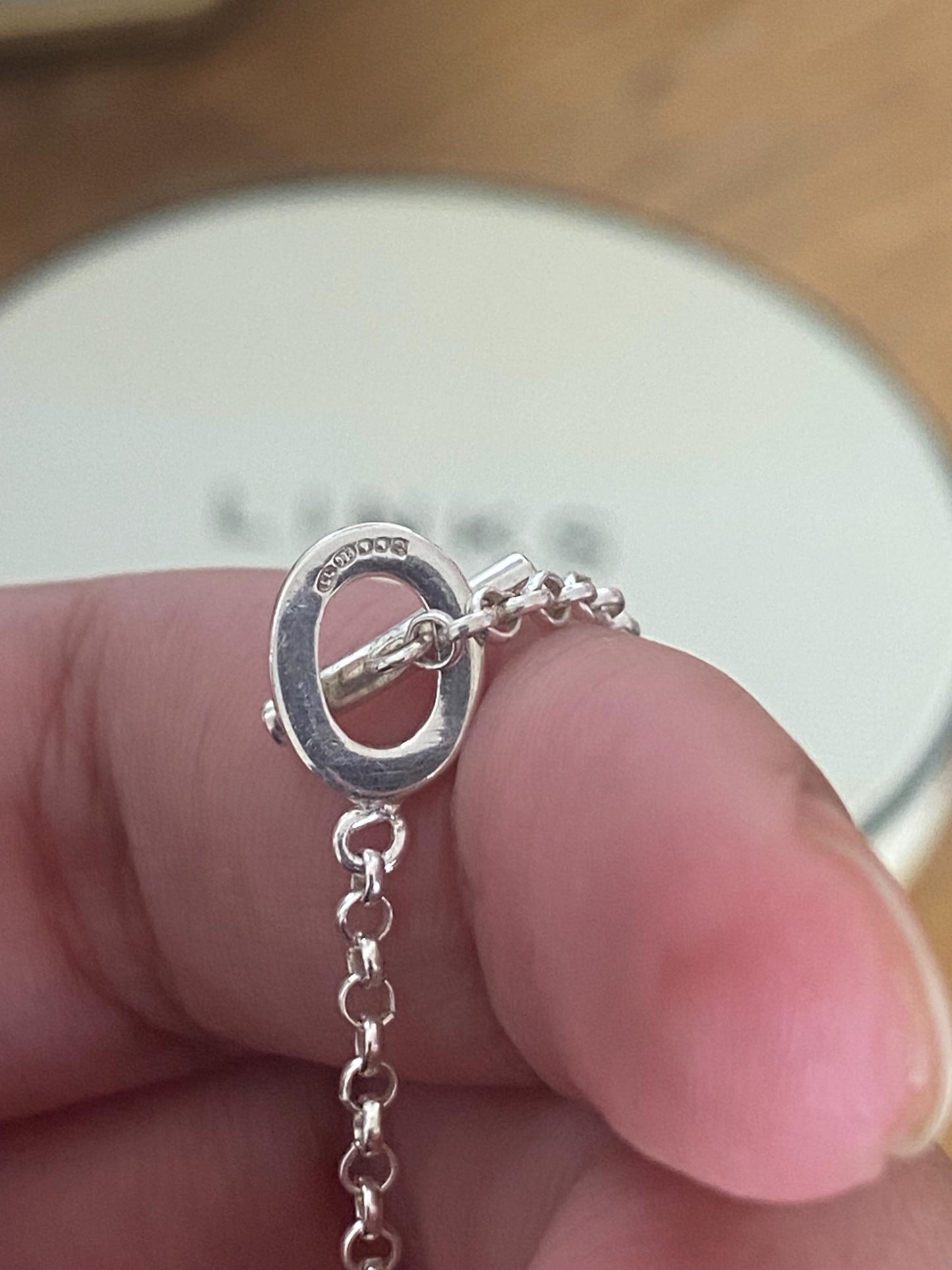 Very rare, gorgeous Links of London pink jade Droplet, T bar Necklace, Sterling Silver, assay Hallmarked and in box