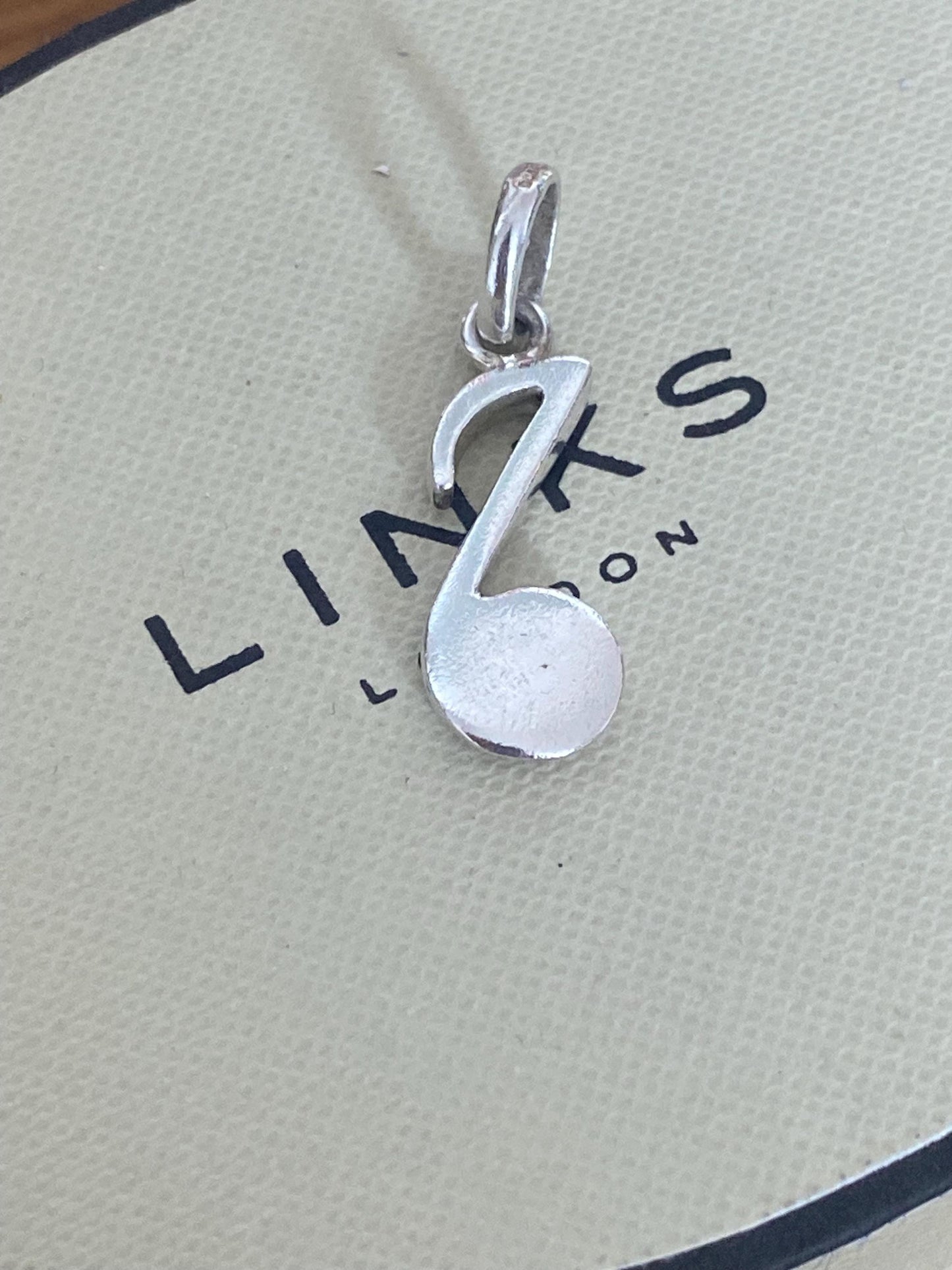 Gorgeous Links of London music note quaver Charm, Sterling Silver, Hallmarked, Fantastic Condition, Genuine