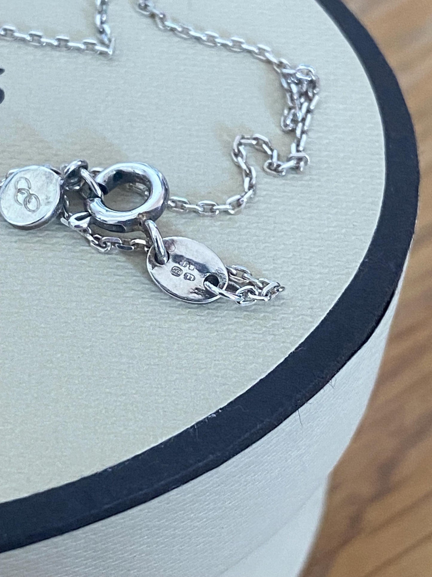 Beautiful unique Links of London Rose Quartz Sweetie Drops Necklace, Sterling Silver, Stamped, s925, 45cms