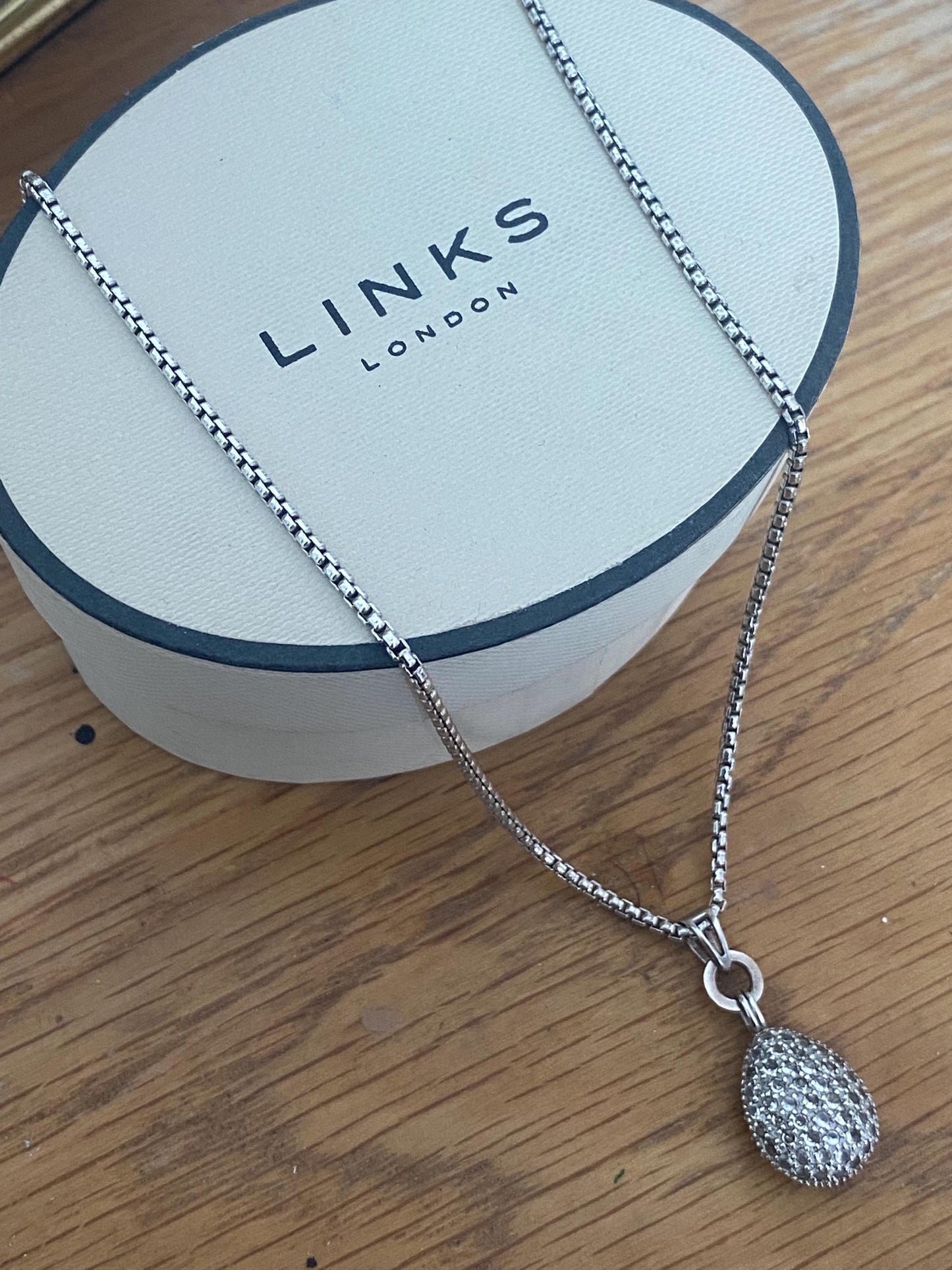 Beautiful vintage ultra rare links of London teardrop hope necklace with clear topaz stones, sterling silver