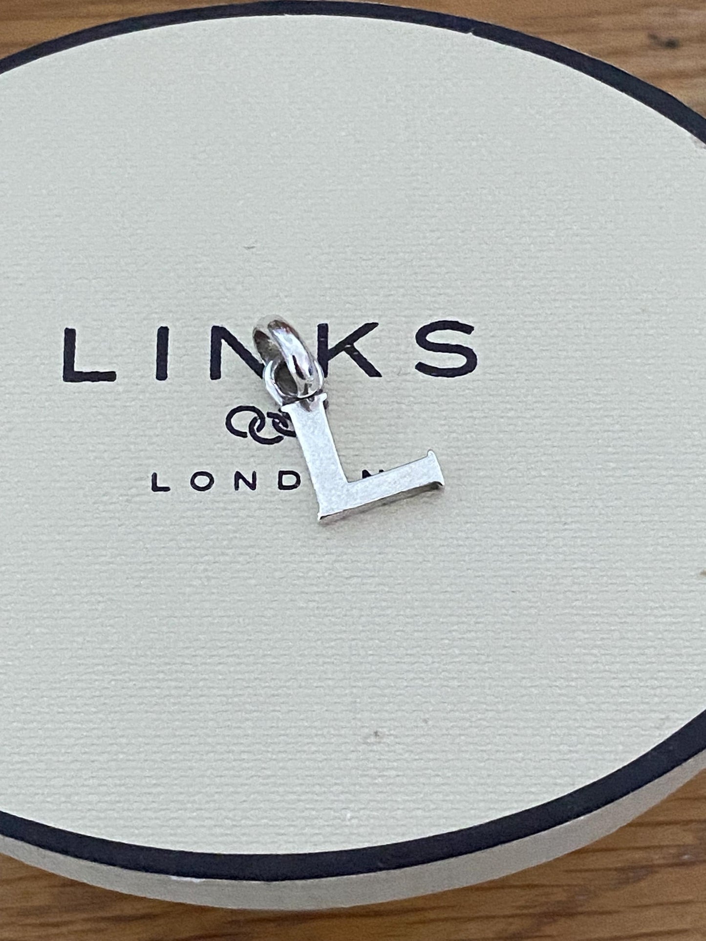 Genuine Links of London sterling silver letter ‘L’ charm