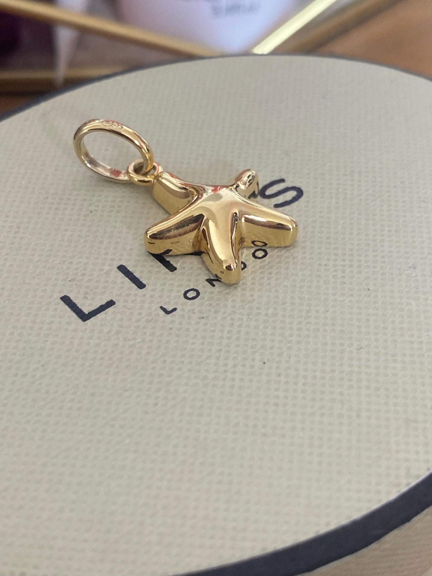 Very Rare Links of London starfish heart charm sterling silver and 18ct gold vermeil, new conditon, genuine