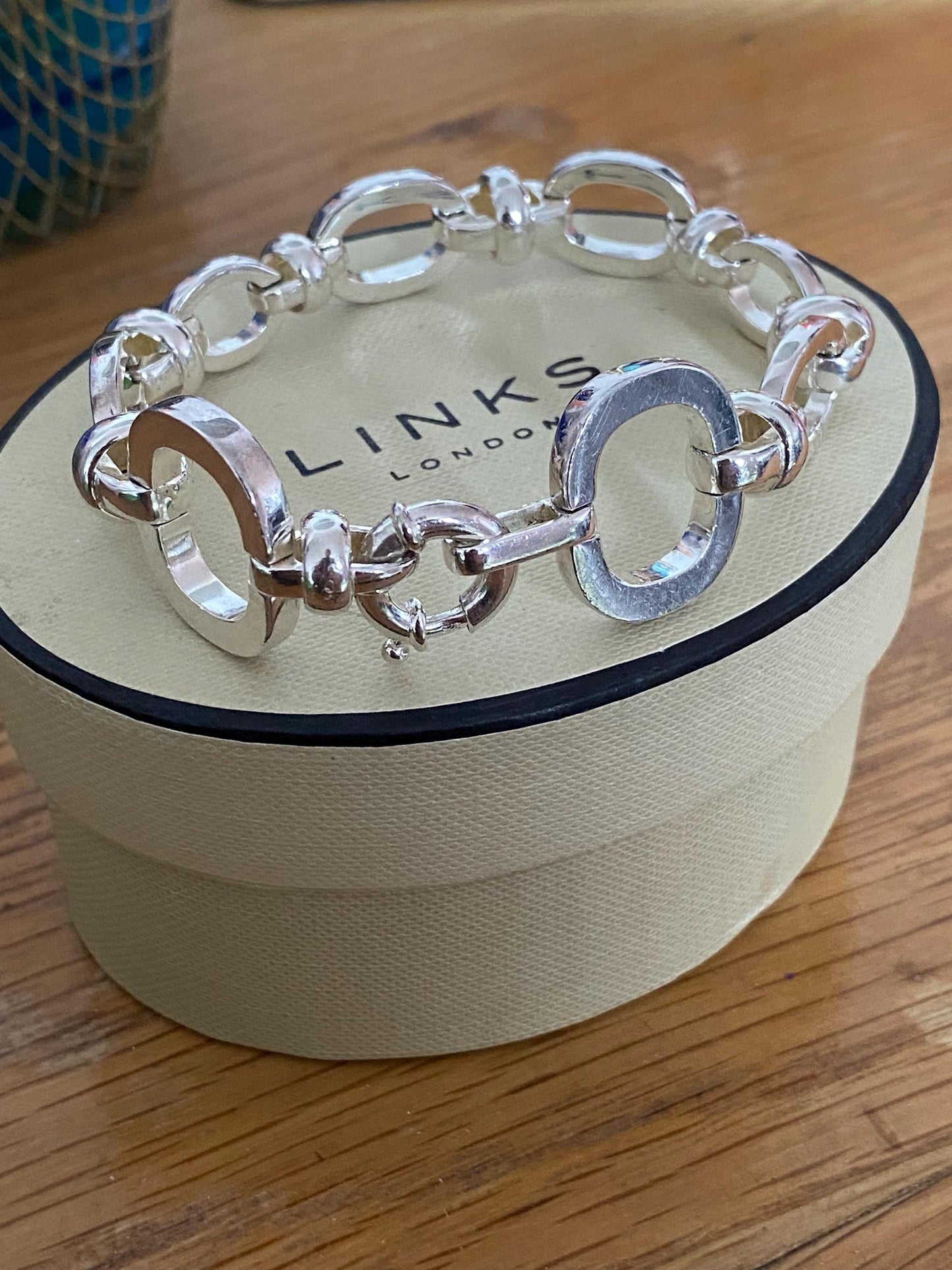Beautiful genuine Links of London Brit Lines chunky Chain Bracelet with Senorita Clasp, sterling silver, assay hallmarked