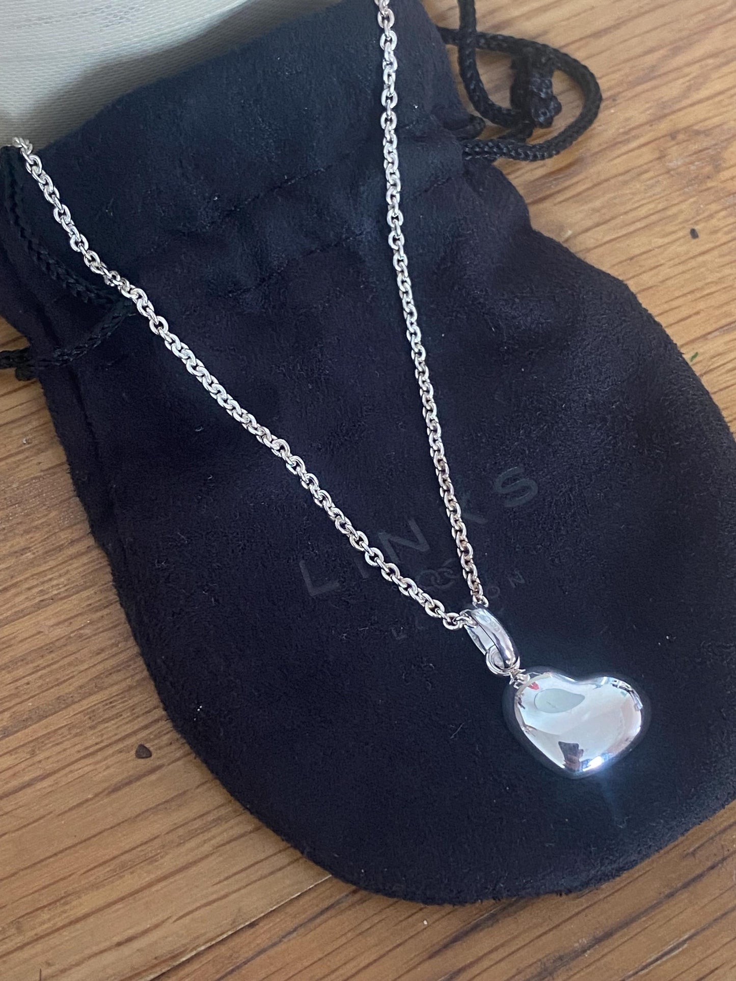 Beautiful Links of London Toggle Necklace with a Links of London flat Heart Charm, Sterling Silver, Hallmarked, with box