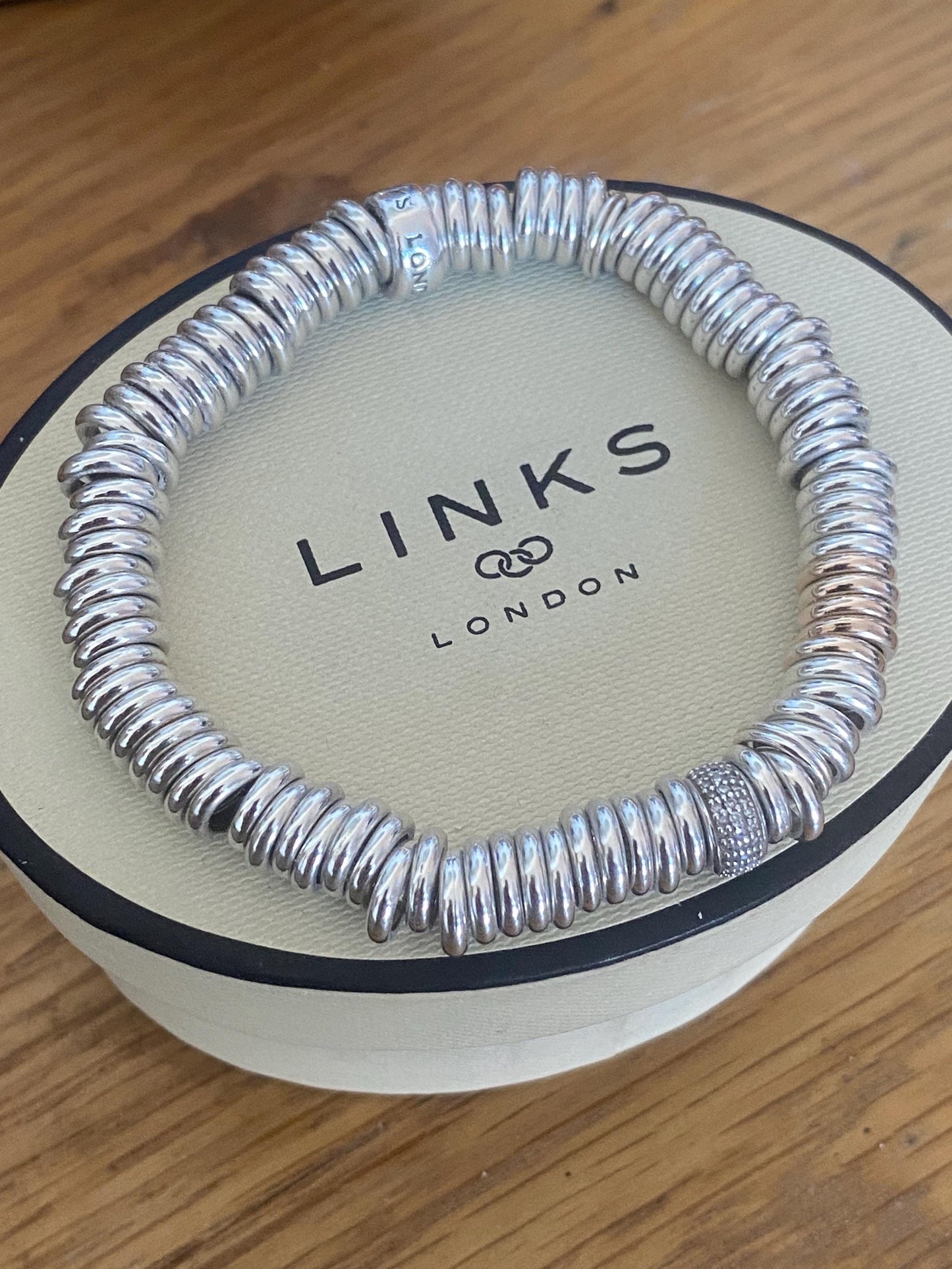 Extremely Rare Lovely Links of London vintage sweetie diamond pave bracelet, sterling silver, medium, boxed