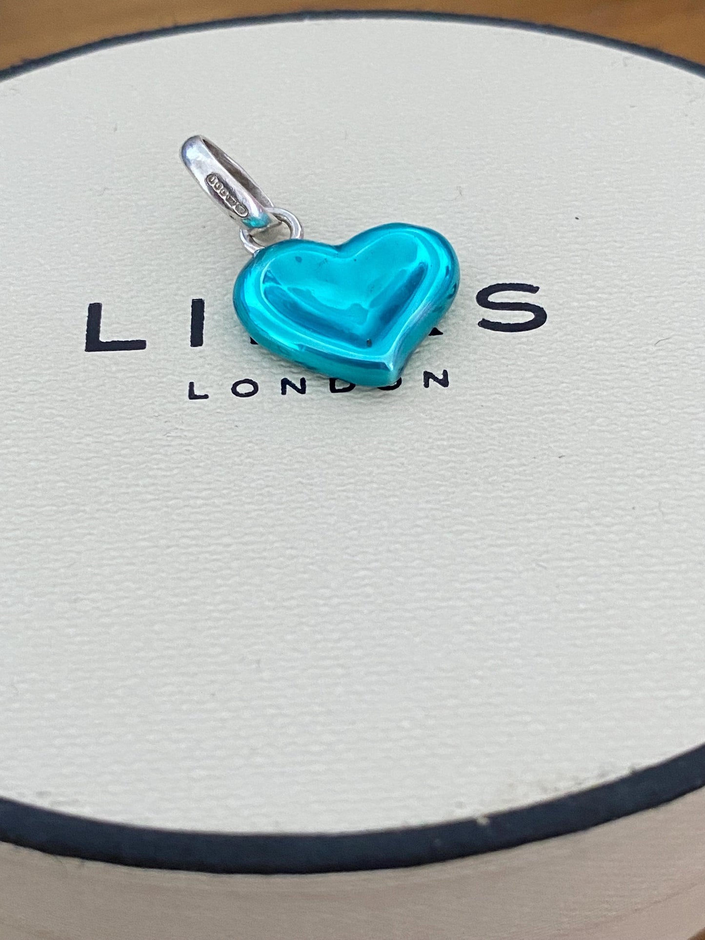 Beautiful genuine rare hallmarked Links of London sterling silver and blue enamel thumbprint heart charm