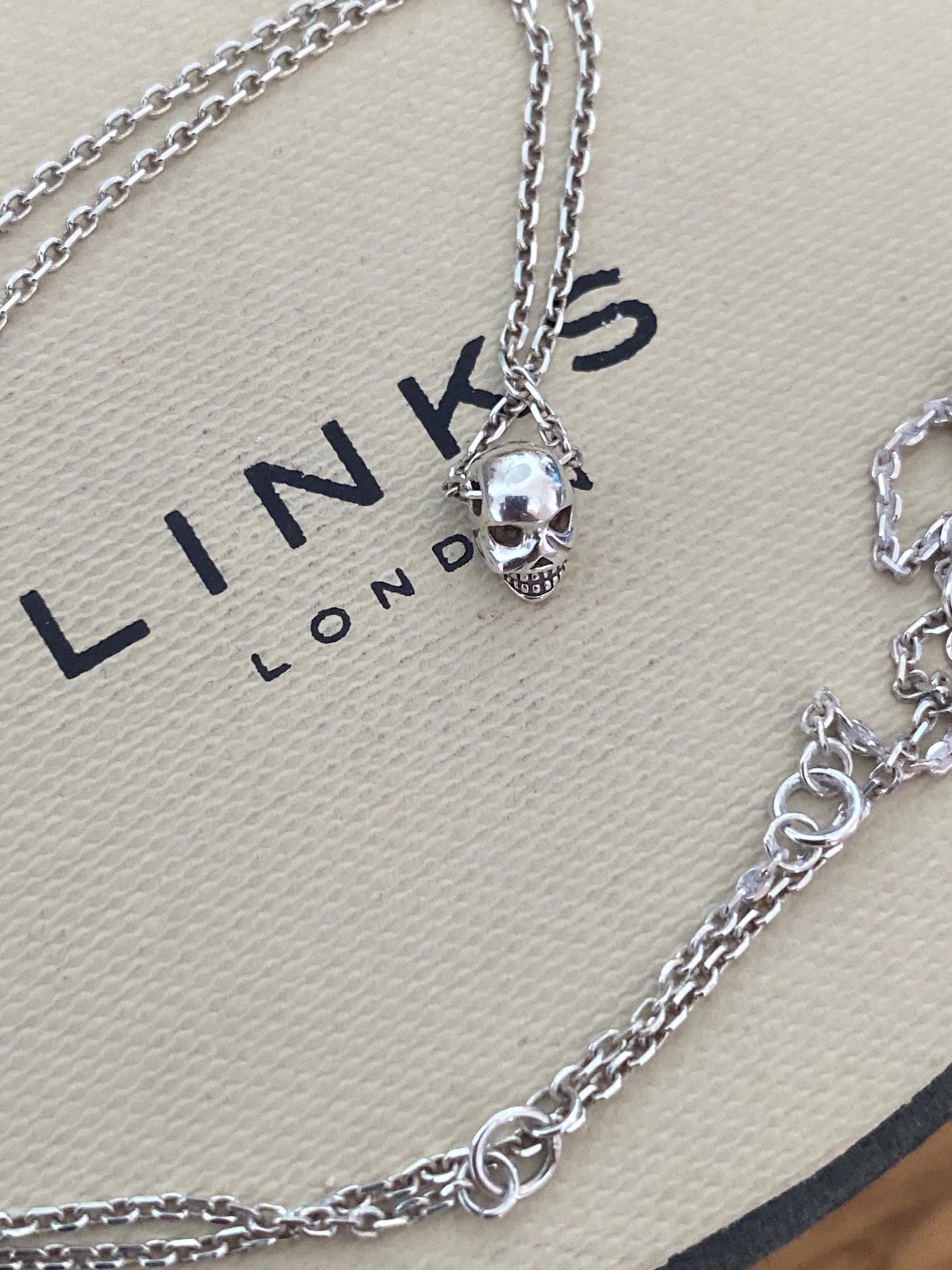 New Links of London mini skull Necklace Vintage, genuine, with box