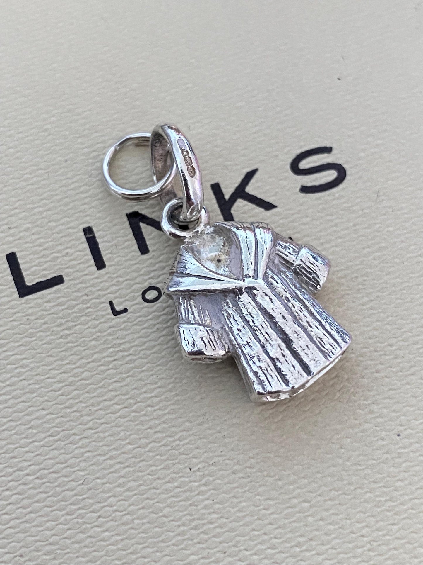 Beautiful genuine rare Links of London sterling silver winter coat charm