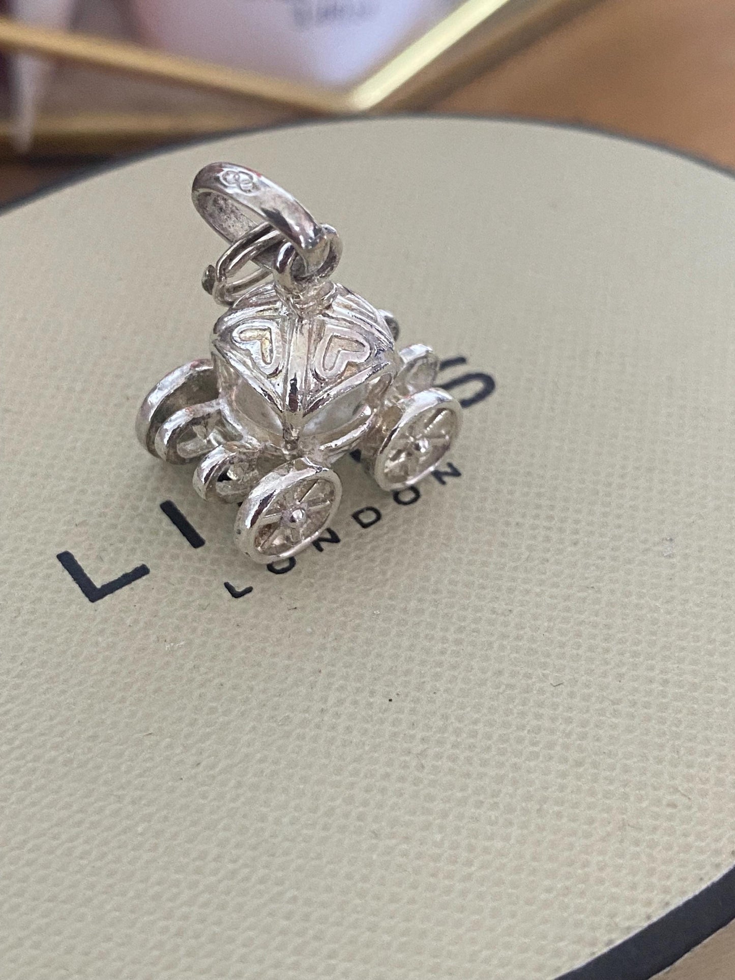 Ultra Rare collectible Links of London Fairy Tale Carriage Charm/Pendant, Hallmarked, Lovely Condition, Genuine