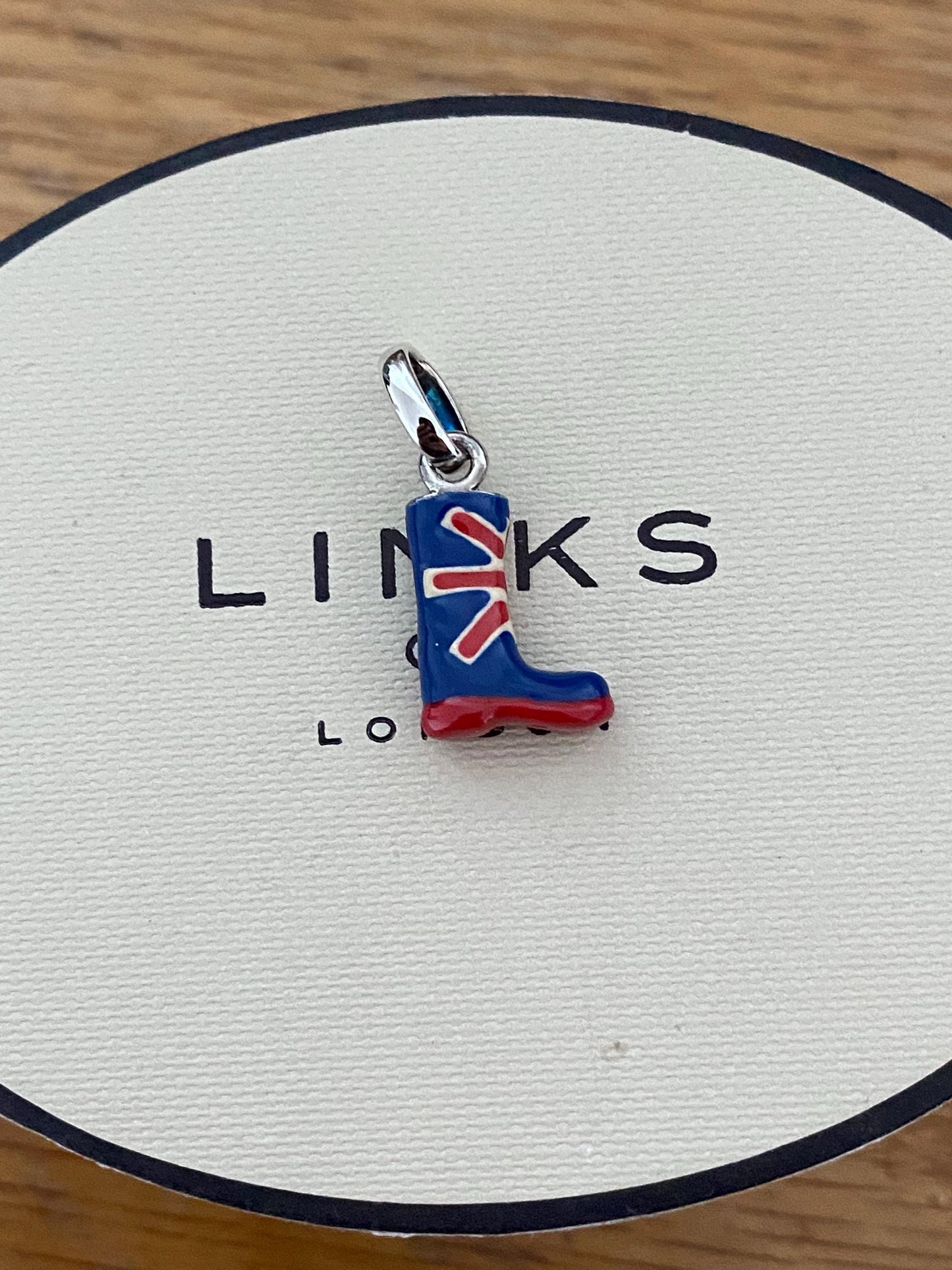 Beautiful Links of London welly boot with Union Jack enamel detailing charm, new conditon, sterling silver, very rare