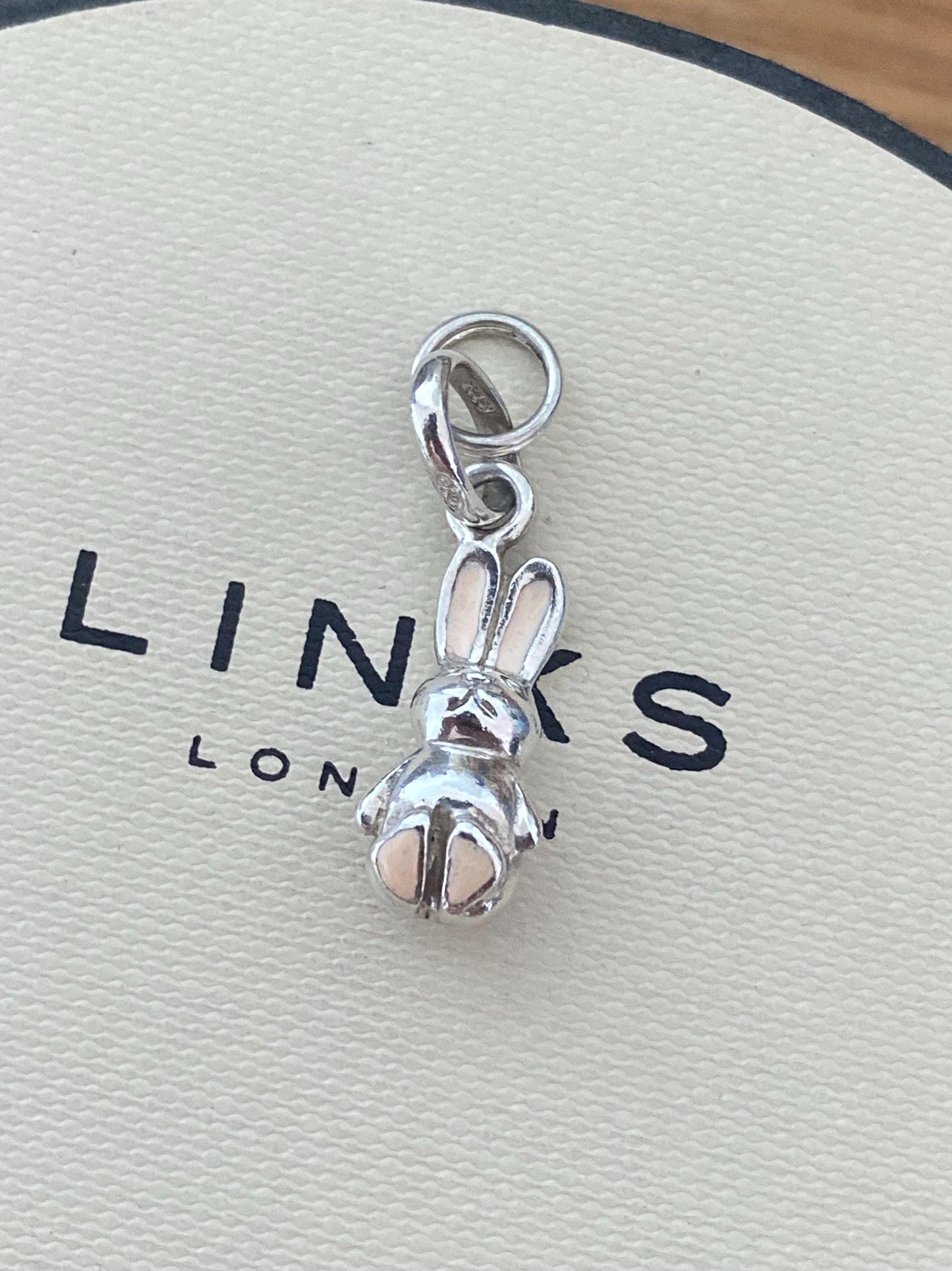 Genuine Links Of London Sterling Silver bunny Vintage charm, super cute!