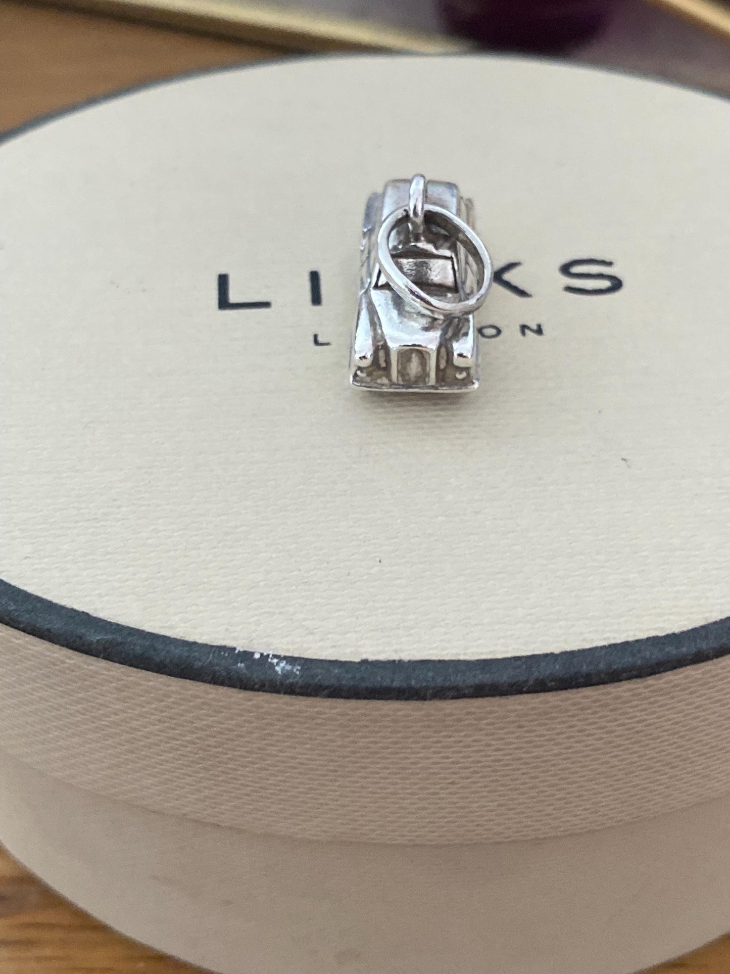 Beautiful rare Links of London sterling silver car charm, Genuine, Assay hallmarked