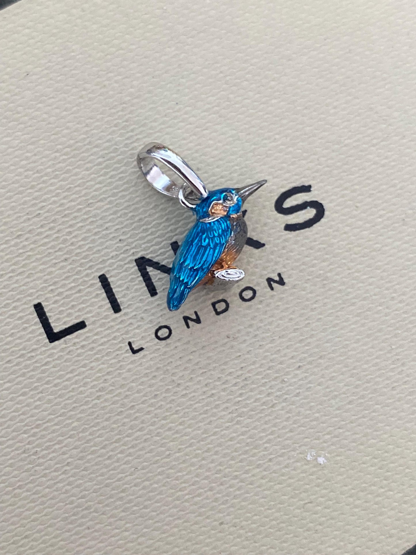 Brand new Absolutely stunning and extremely rare LINKS OF LONDON King Fisher Charm Pendant with Blue Enamel, genuine, boxed