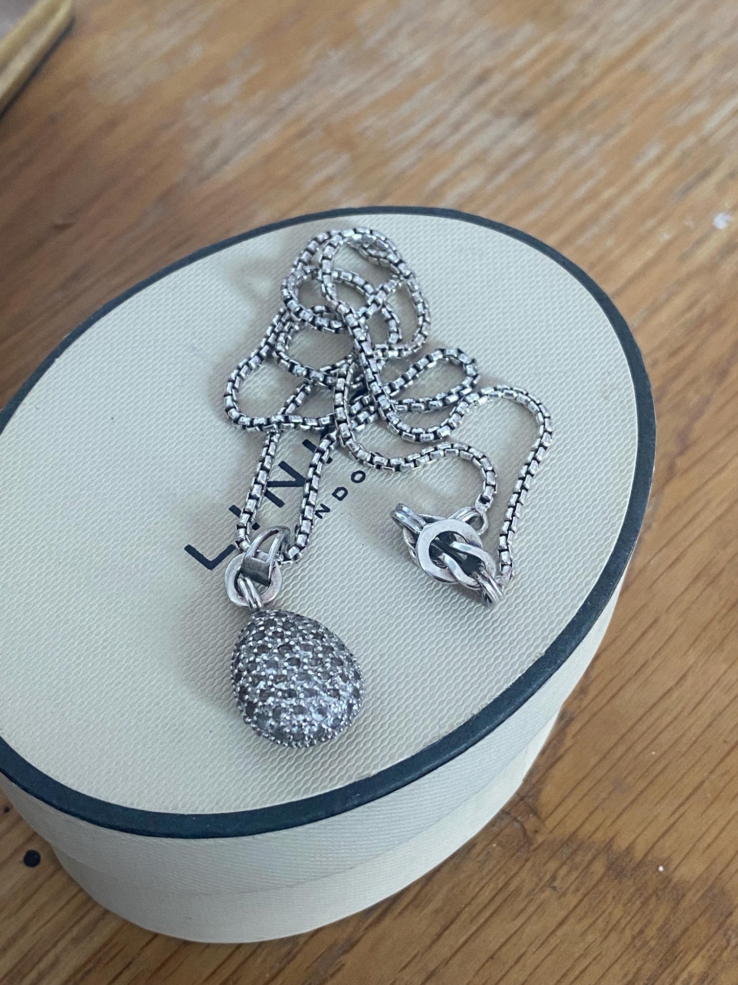 Beautiful vintage ultra rare links of London teardrop hope necklace with clear topaz stones, sterling silver