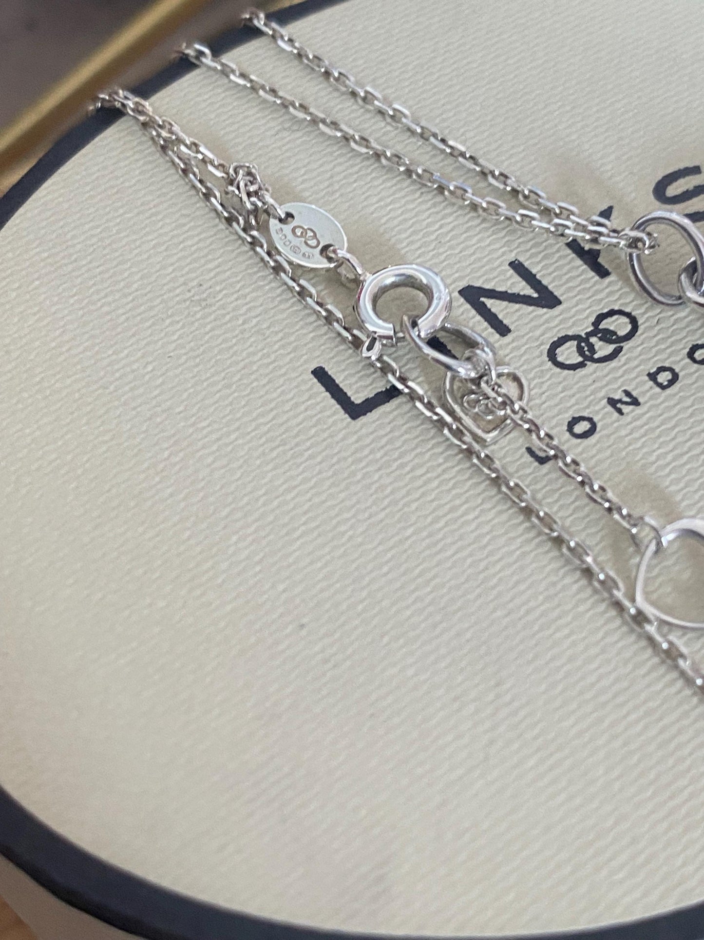 Beautiful vintage very rare links of London kindred double hearts love notes necklace, sterling silver