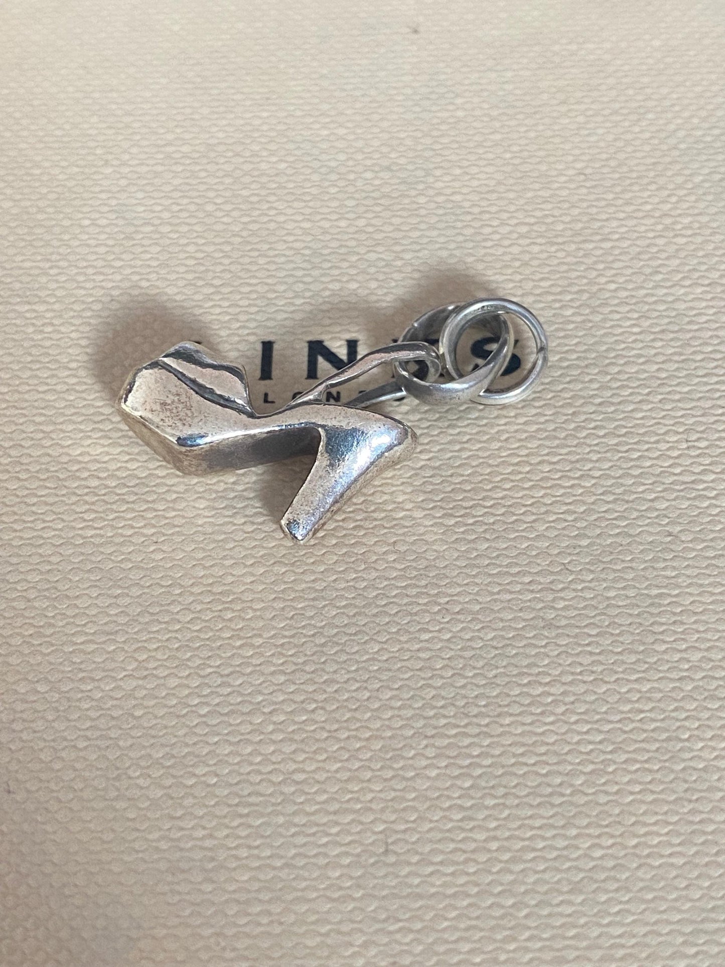 Beautiful vintage genuine rare hallmarked Links of London sterling silver heeled shoe charm