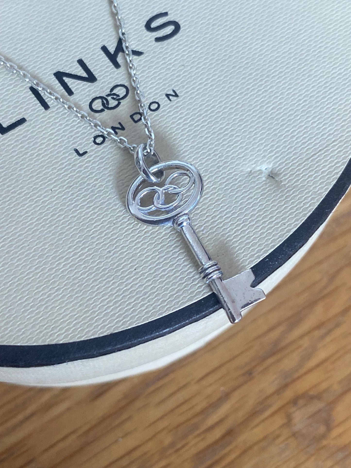 Genuine Links of London key charm Necklace, sterling silver, 925, unique