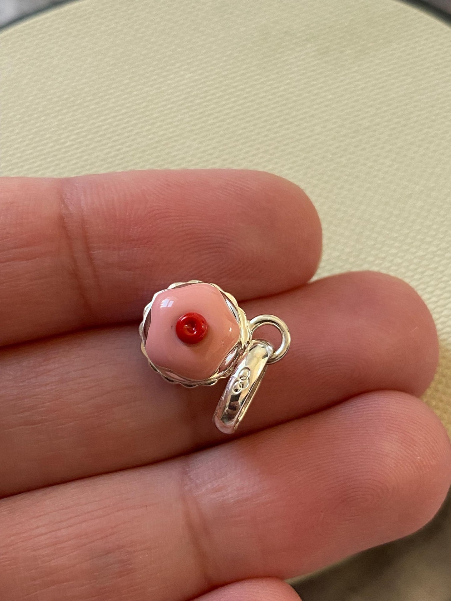 Cute genuine rare Links of London cupcake enamel and silver hallmarked charm