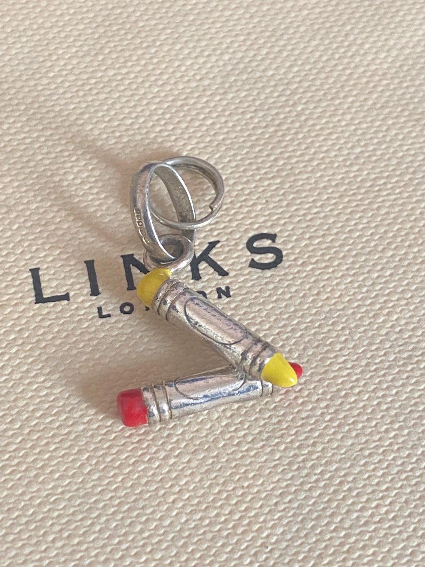 Beautiful genuine exceptionally rare hallmarked Links of London sterling silver and enamel crayon charm