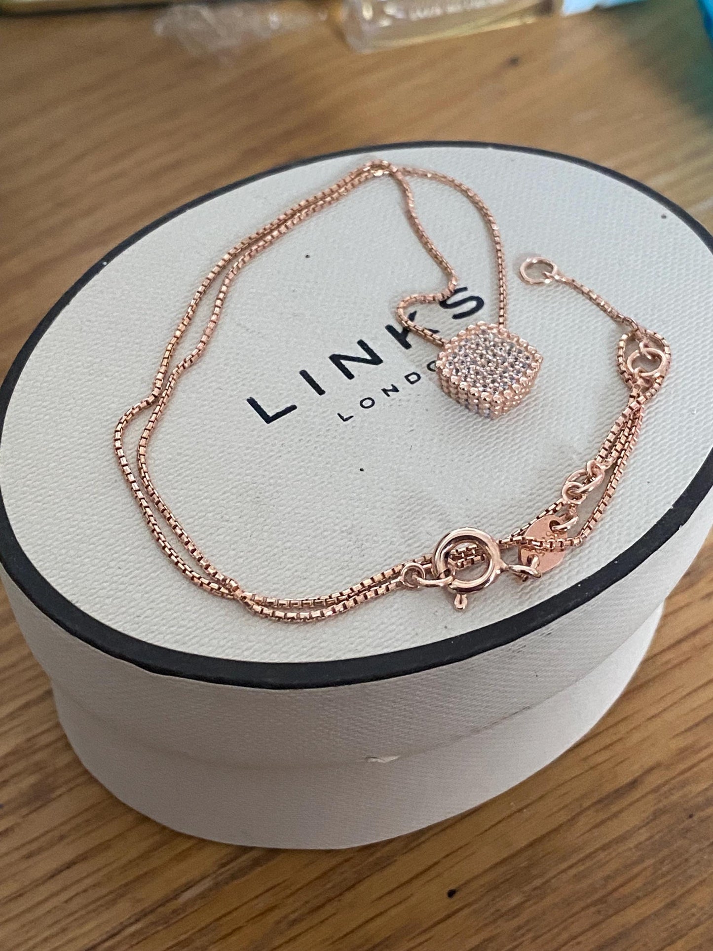 Gorgeous Links of London 18ct rose gold vermail and topaz “pure” necklace, hallmarked, genuine