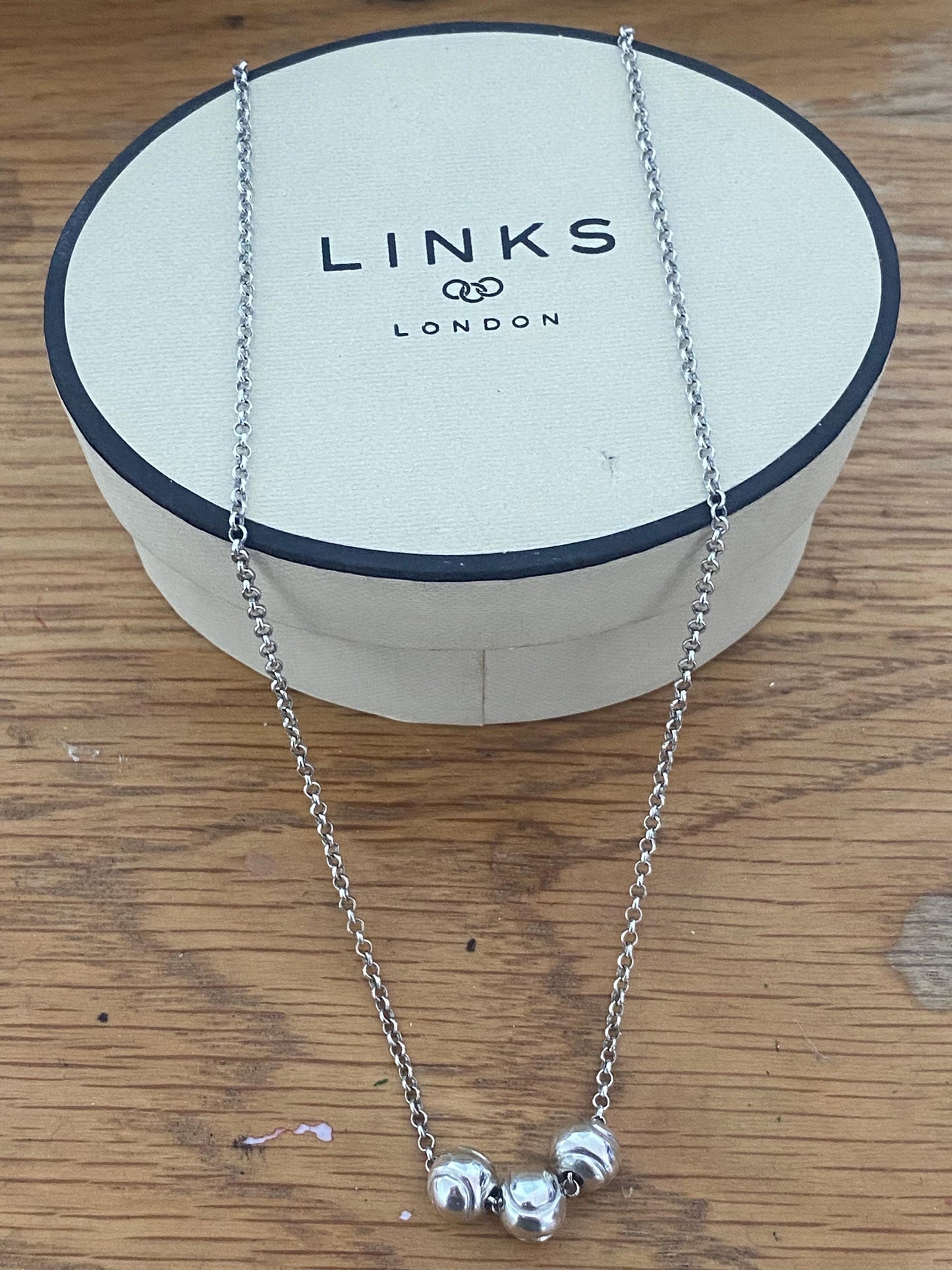 Genuine Links of London tennis ball Wimbledon Necklace, sterling silver