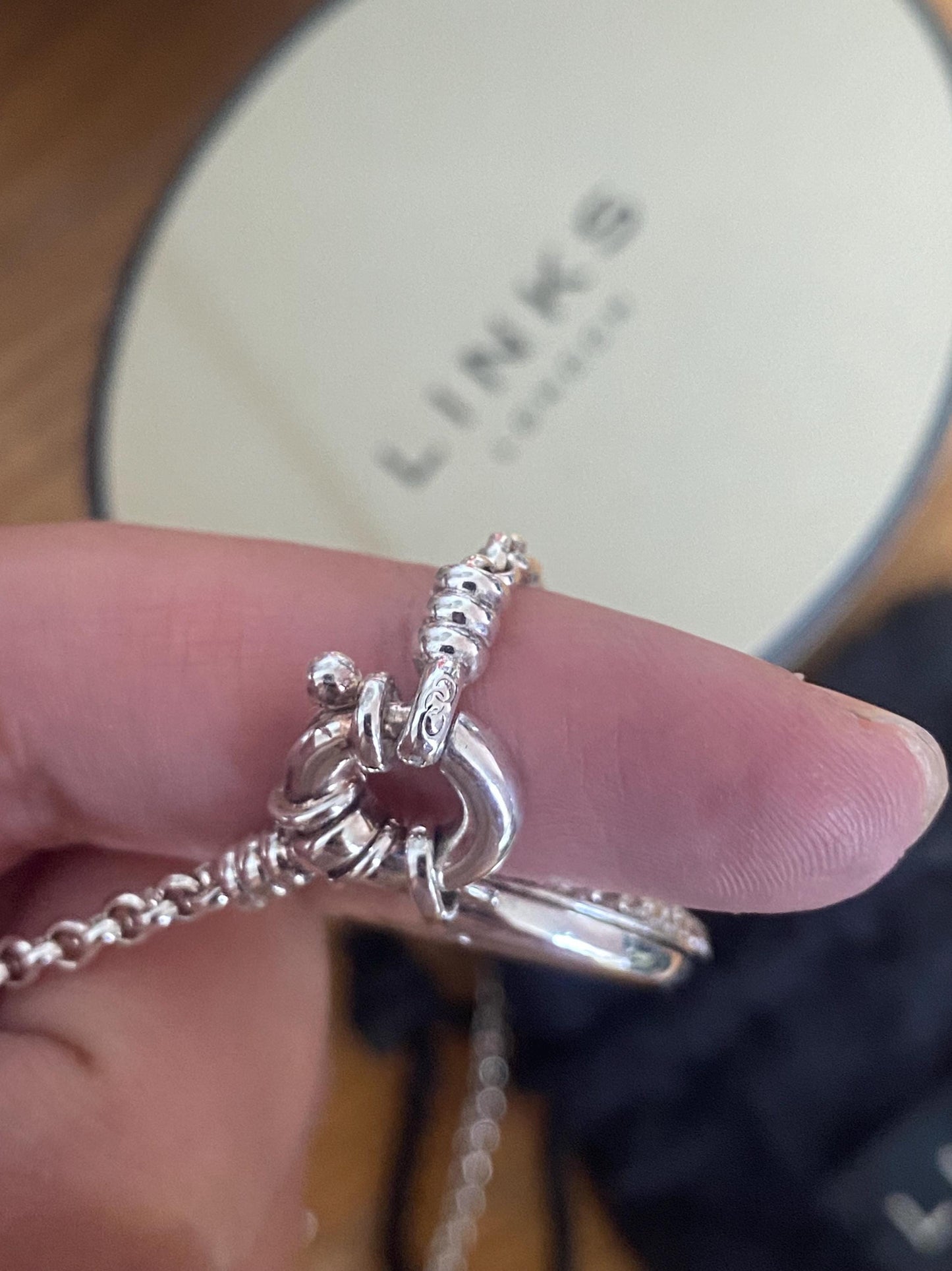 Genuine LINKS OF LONDON Sterling Silver Hallmarked Belcher Necklace With kindred hearts charm, Boxed