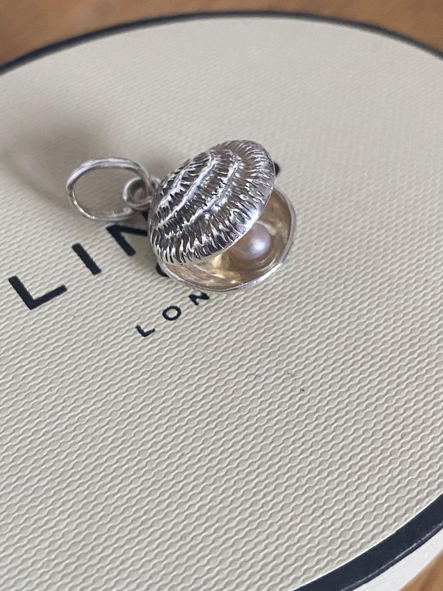 Links of London Lucky Catch Oyster Shell Charm with a Freshwater Pearl, Sterling Silver, assay Hallmarked