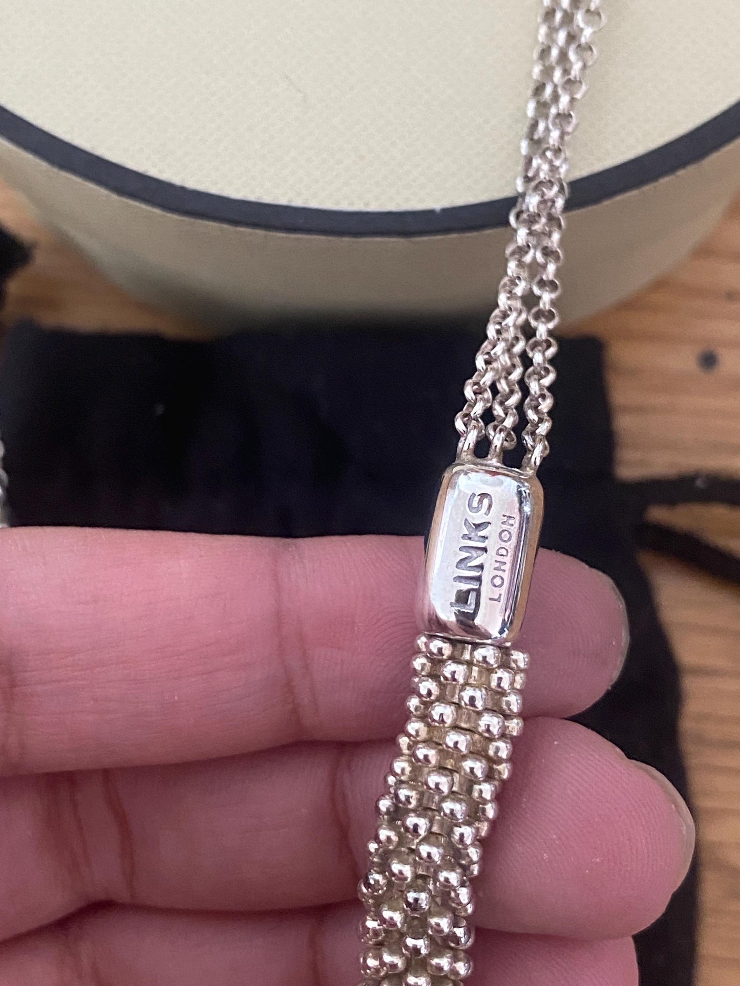 Gorgeous LINKS OF LONDON Effervescence Star Necklace, sterling silver, hallmarked, with box