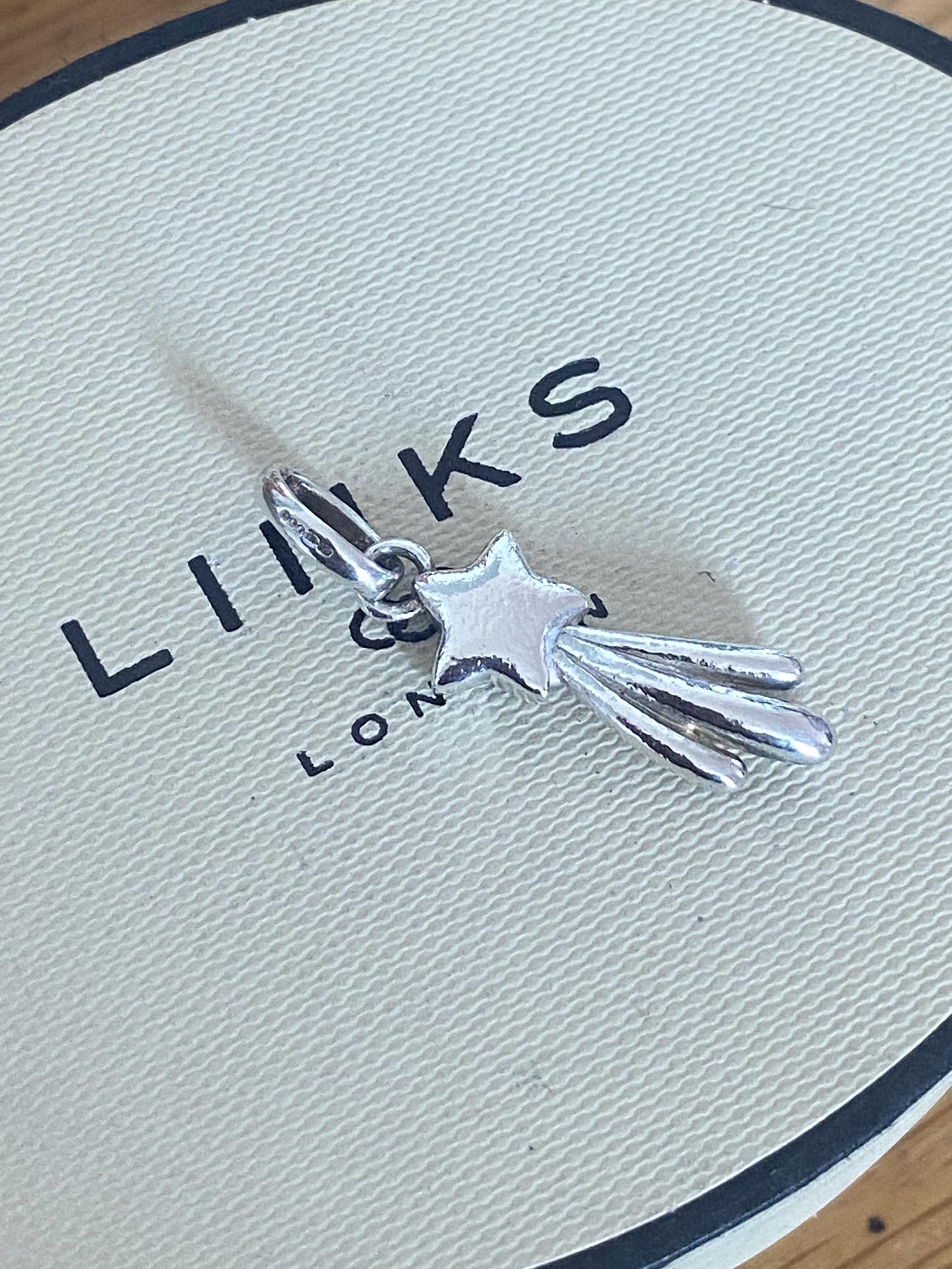 Rare Links of London shooting star charm sterling silver, great condition, genuine