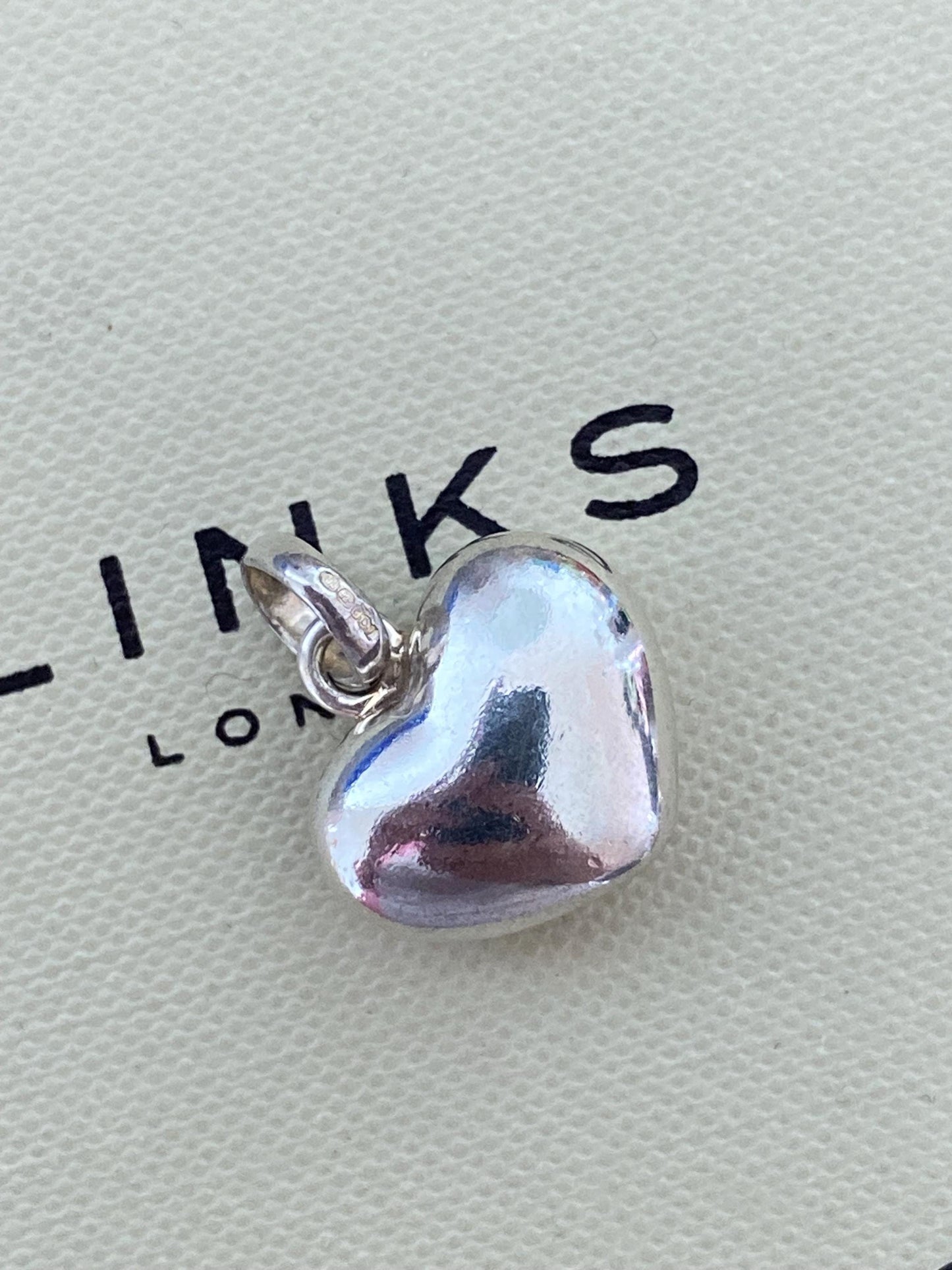 Beautiful genuine rare hallmarked Links of London sterling silver heart charm